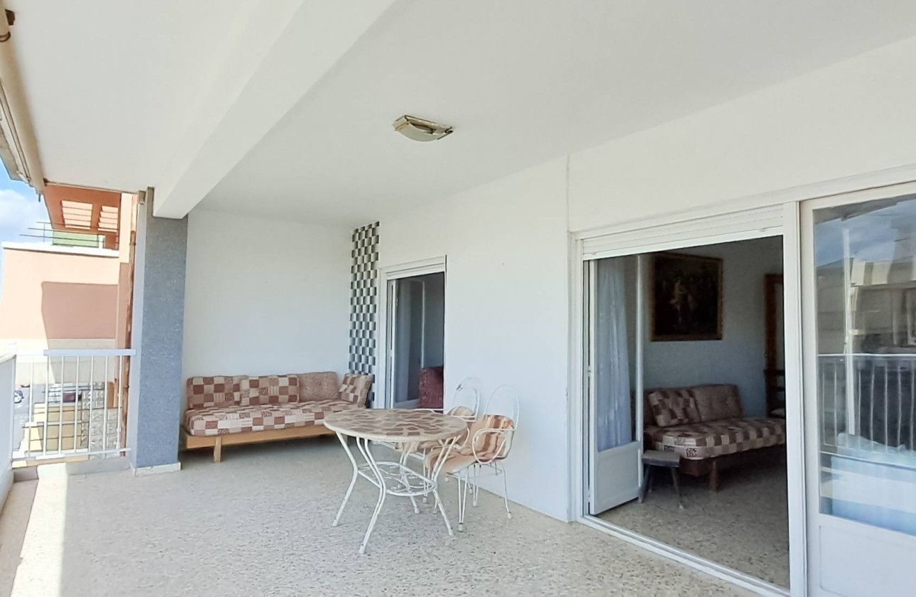 Venta - Apartamento / Piso -
Torrevieja - Playa de los Naufragos