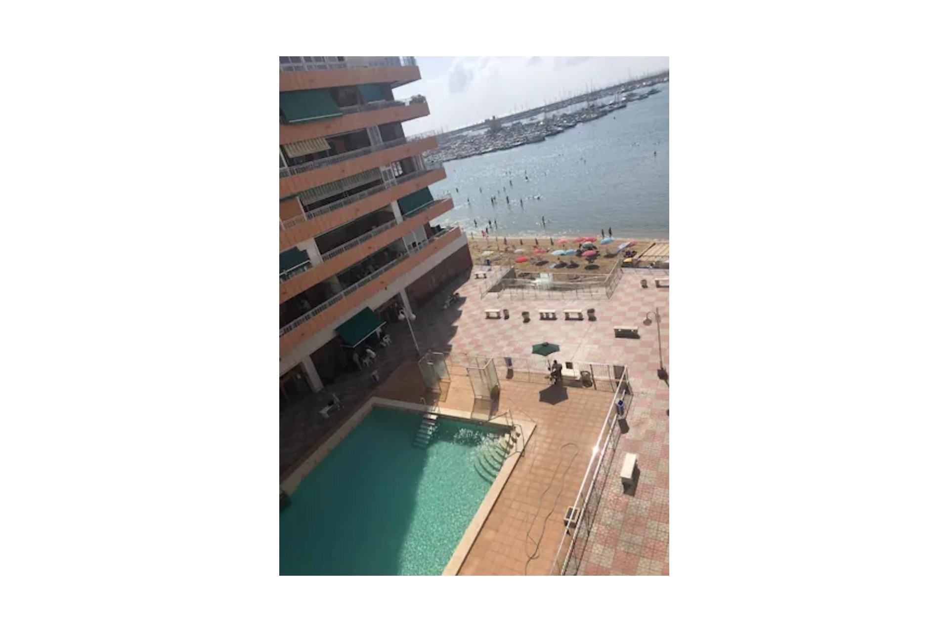 Venta - Apartamento / Piso -
Torrevieja - Playa de los Naufragos