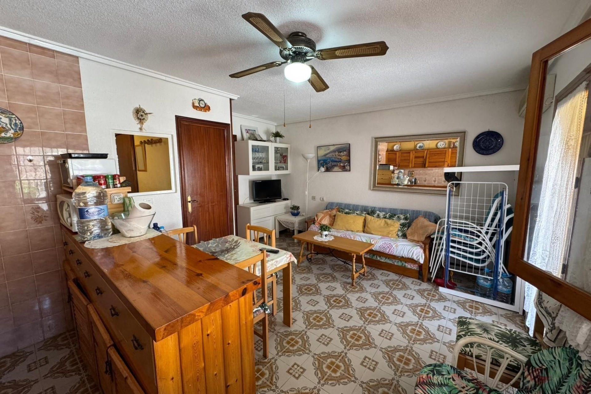 Venta - Apartamento / Piso -
Torrevieja - Playa de los Naufragos