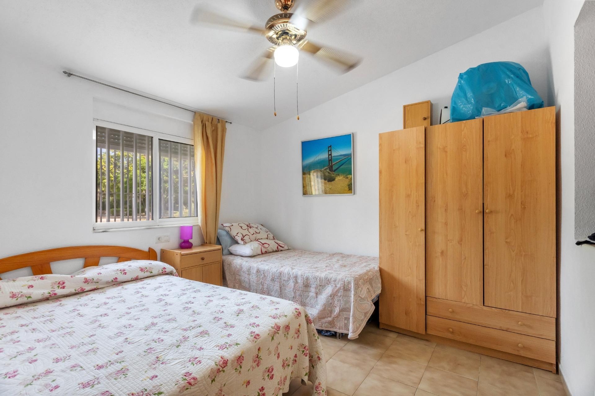 Venta - Apartamento / Piso -
Torrevieja - Playa de los Naufragos