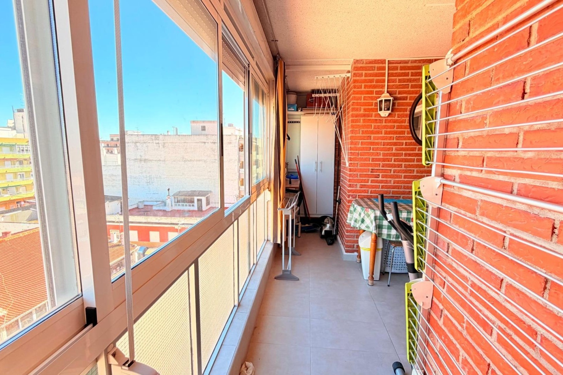 Venta - Apartamento / Piso -
Torrevieja - Playa de los Naufragos