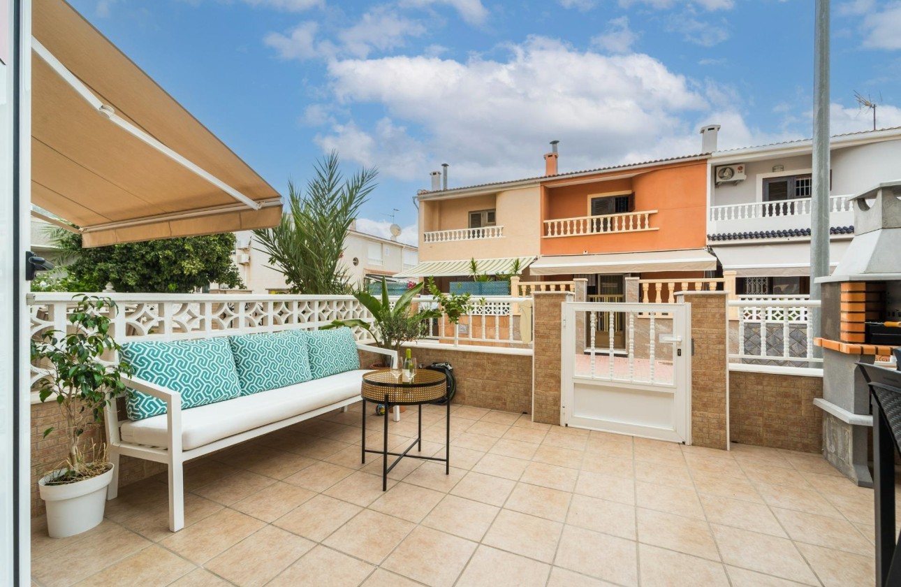 Venta - Apartamento / Piso -
Torrevieja - Playa de los Naufragos