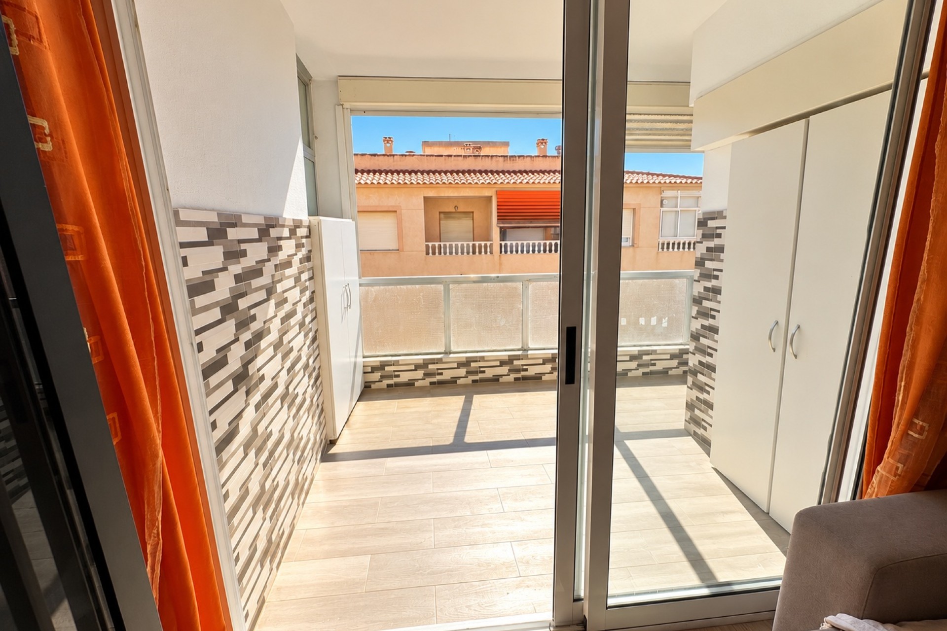 Venta - Apartamento / Piso -
Torrevieja - Playa de los Naufragos