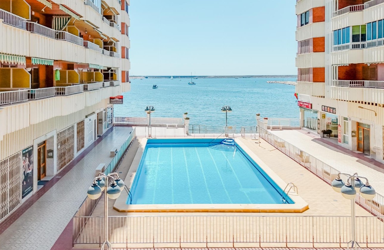 Venta - Apartamento piso -
Torrevieja - Playa del Acequión