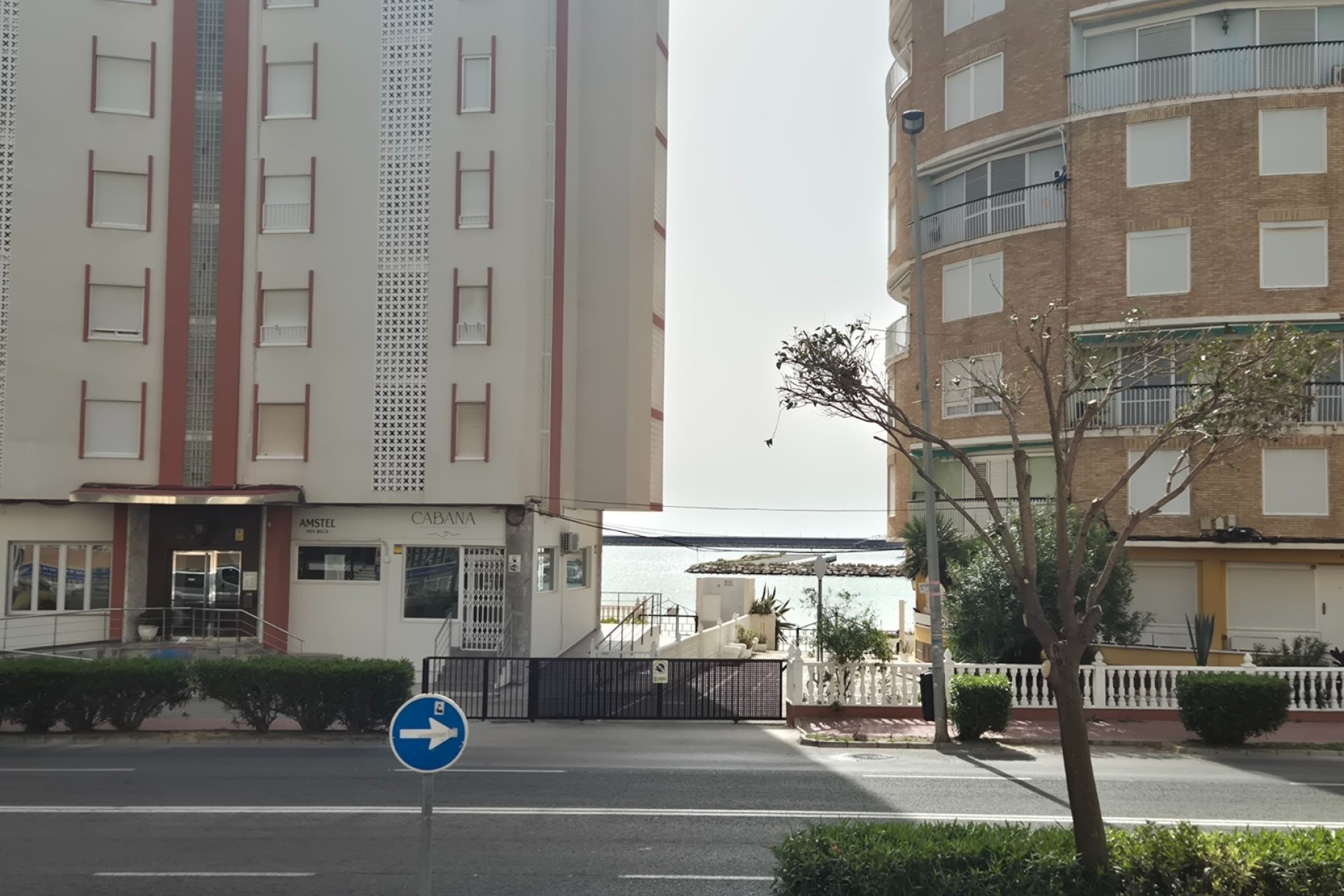 Venta - Apartamento / Piso -
Torrevieja - Playa del Acequión