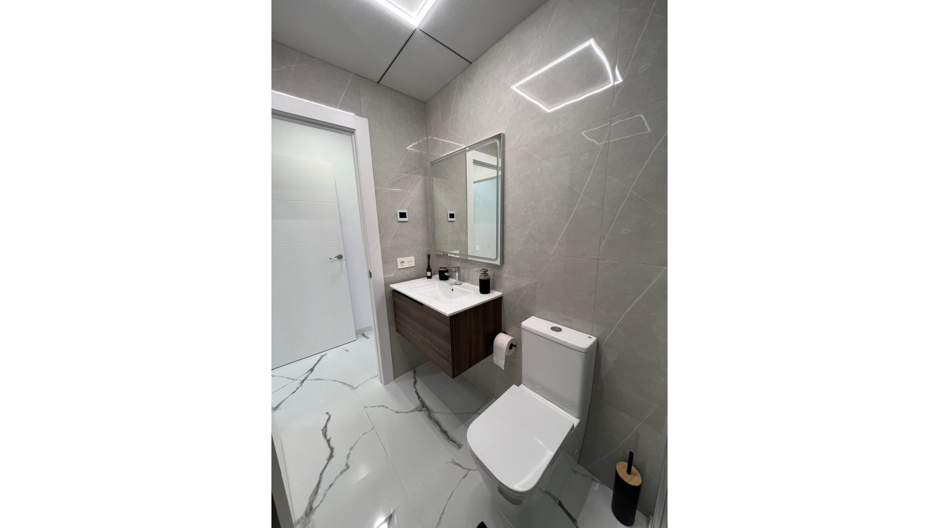 Venta - Apartamento piso -
Torrevieja - Playa del Cura