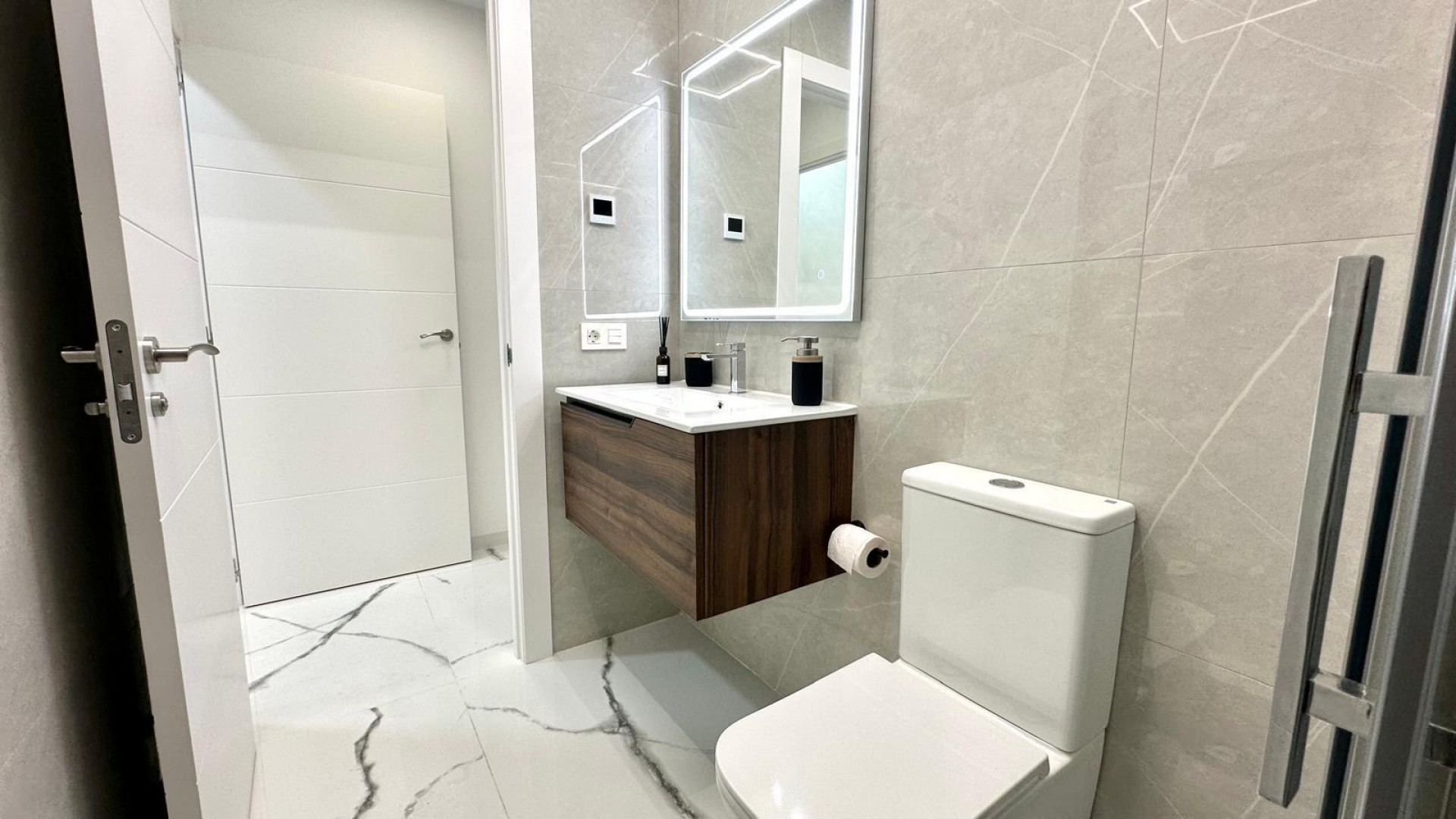 Venta - Apartamento piso -
Torrevieja - Playa del cura