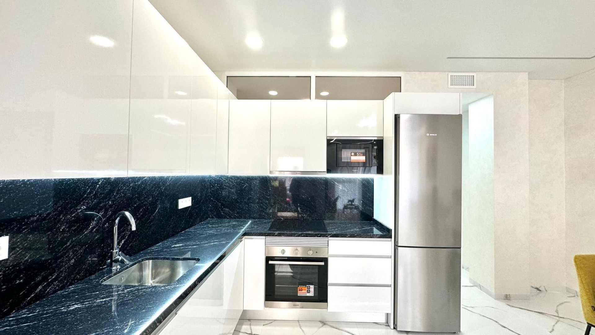 Venta - Apartamento piso -
Torrevieja - Playa del cura