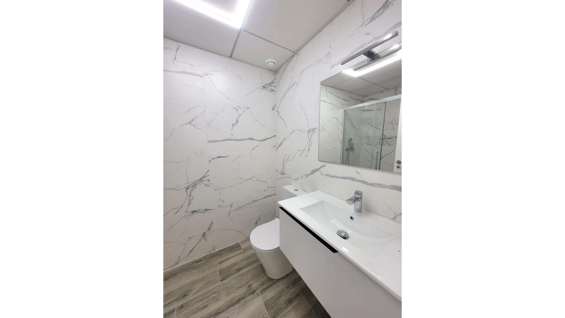 Venta - Apartamento piso -
Torrevieja - Playa del Cura