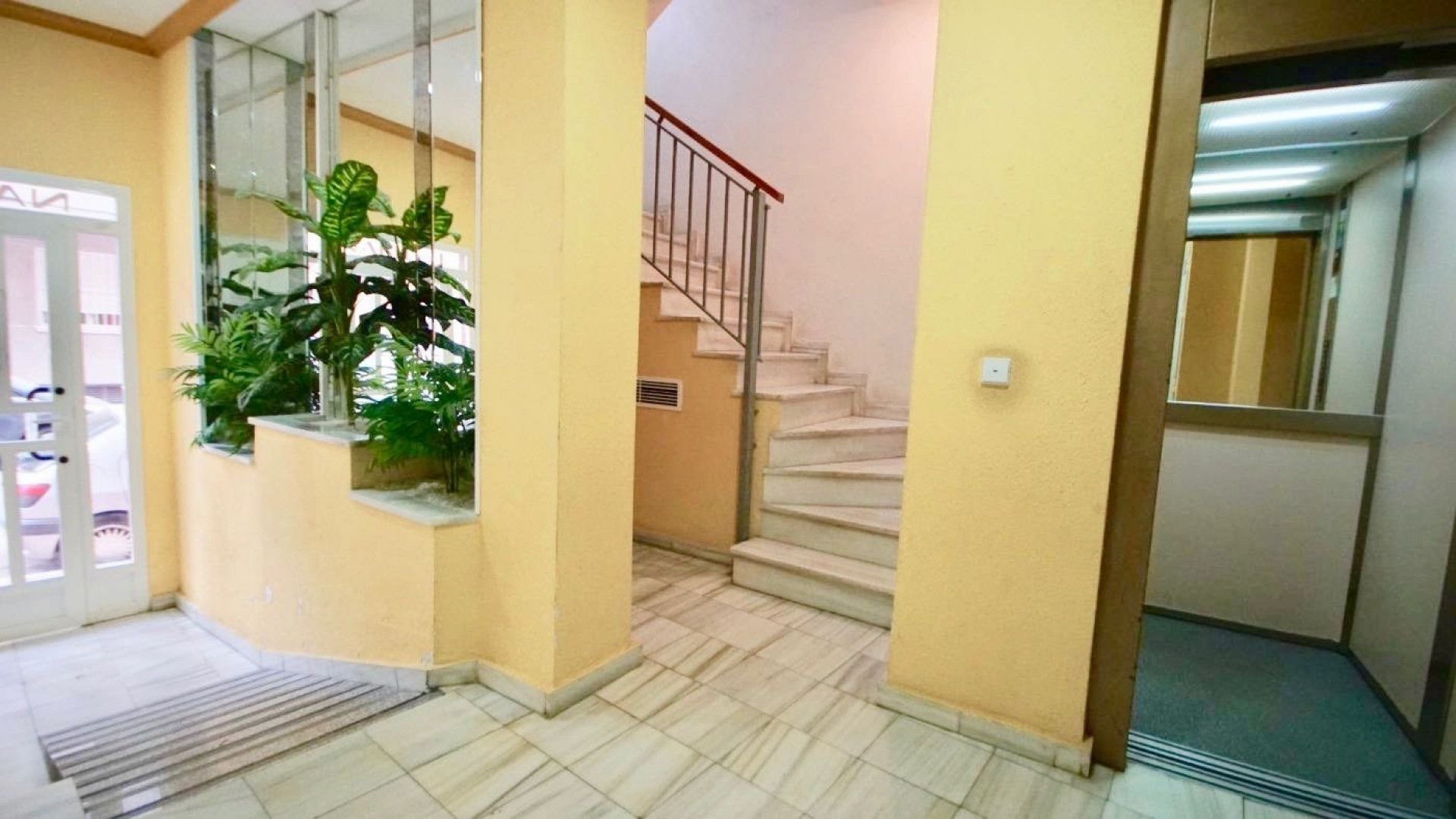 Venta - Apartamento piso -
Torrevieja - Playa del cura