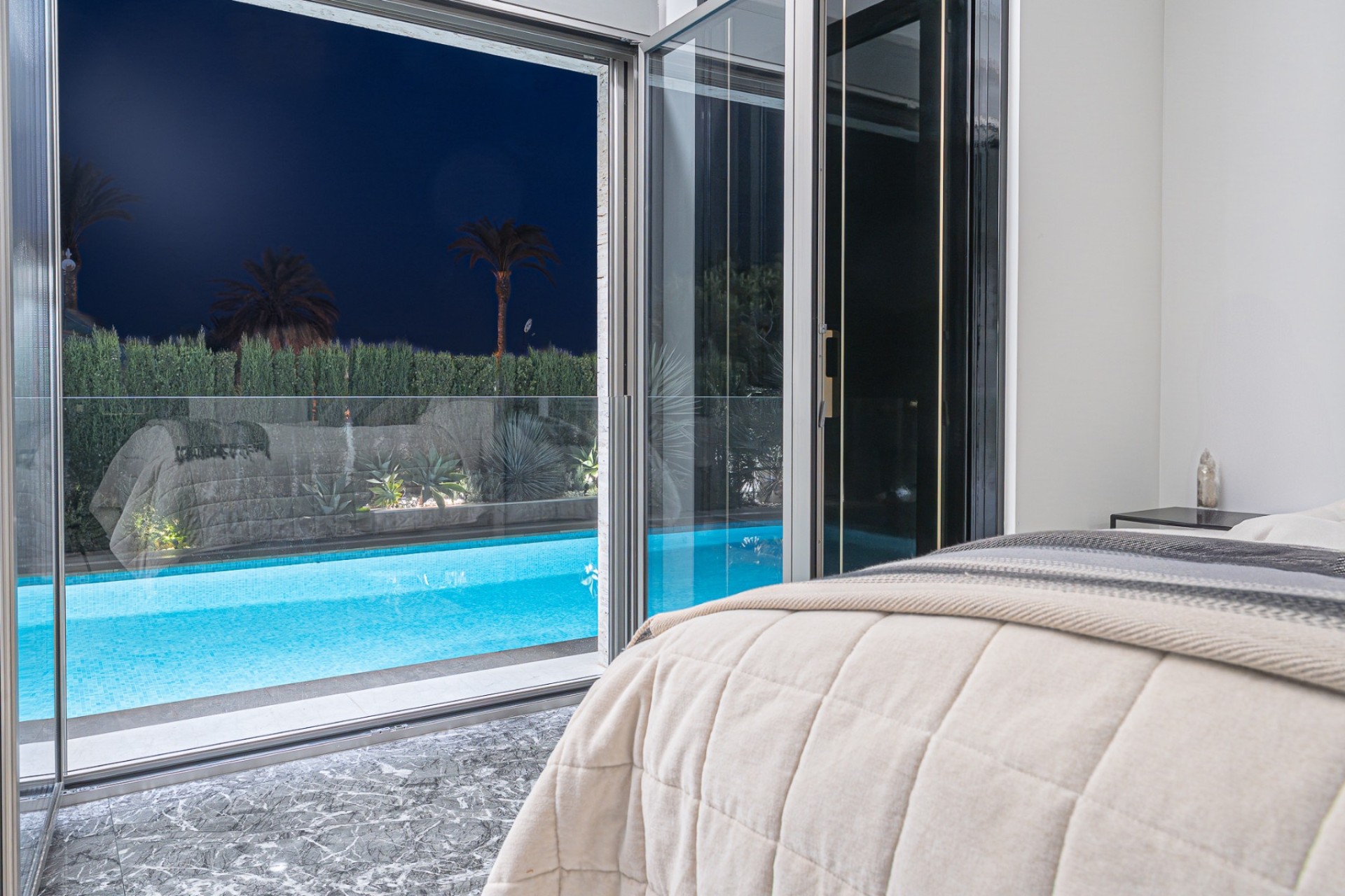Venta - Apartamento / Piso -
Torrevieja - Playa del Cura