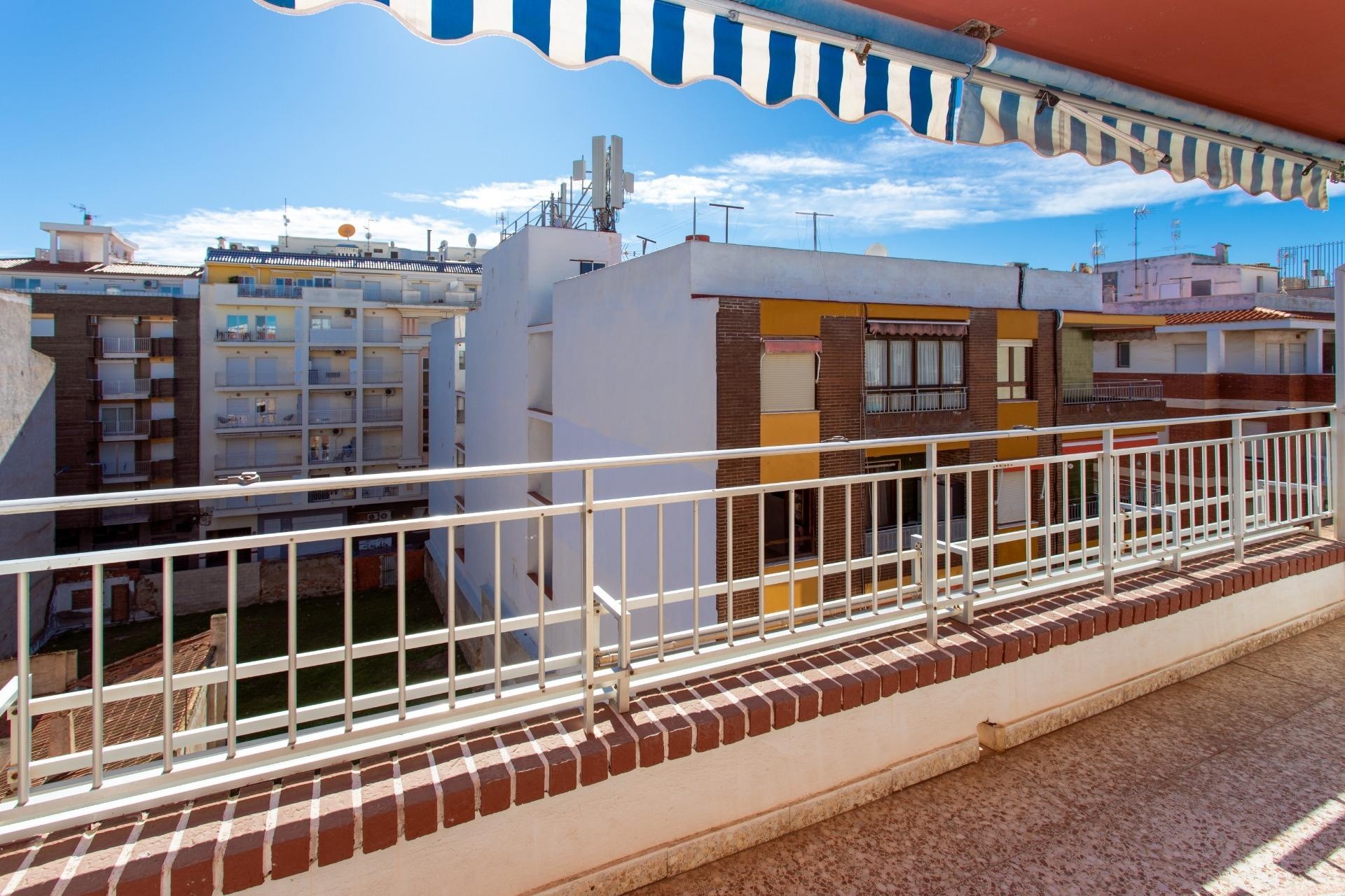 Venta - Apartamento / Piso -
Torrevieja - Playa del Cura