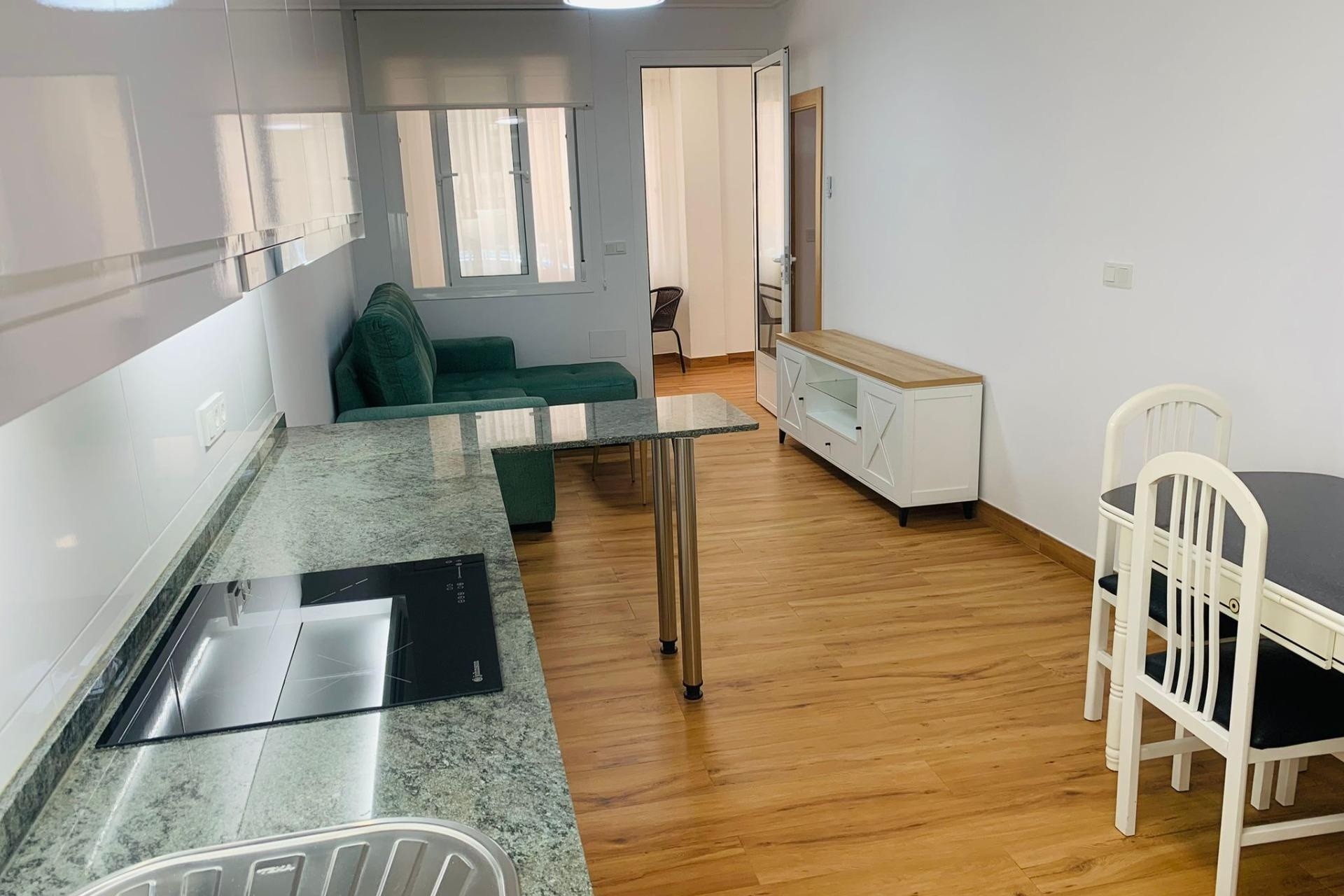 Venta - Apartamento / Piso -
Torrevieja - Playa del Cura