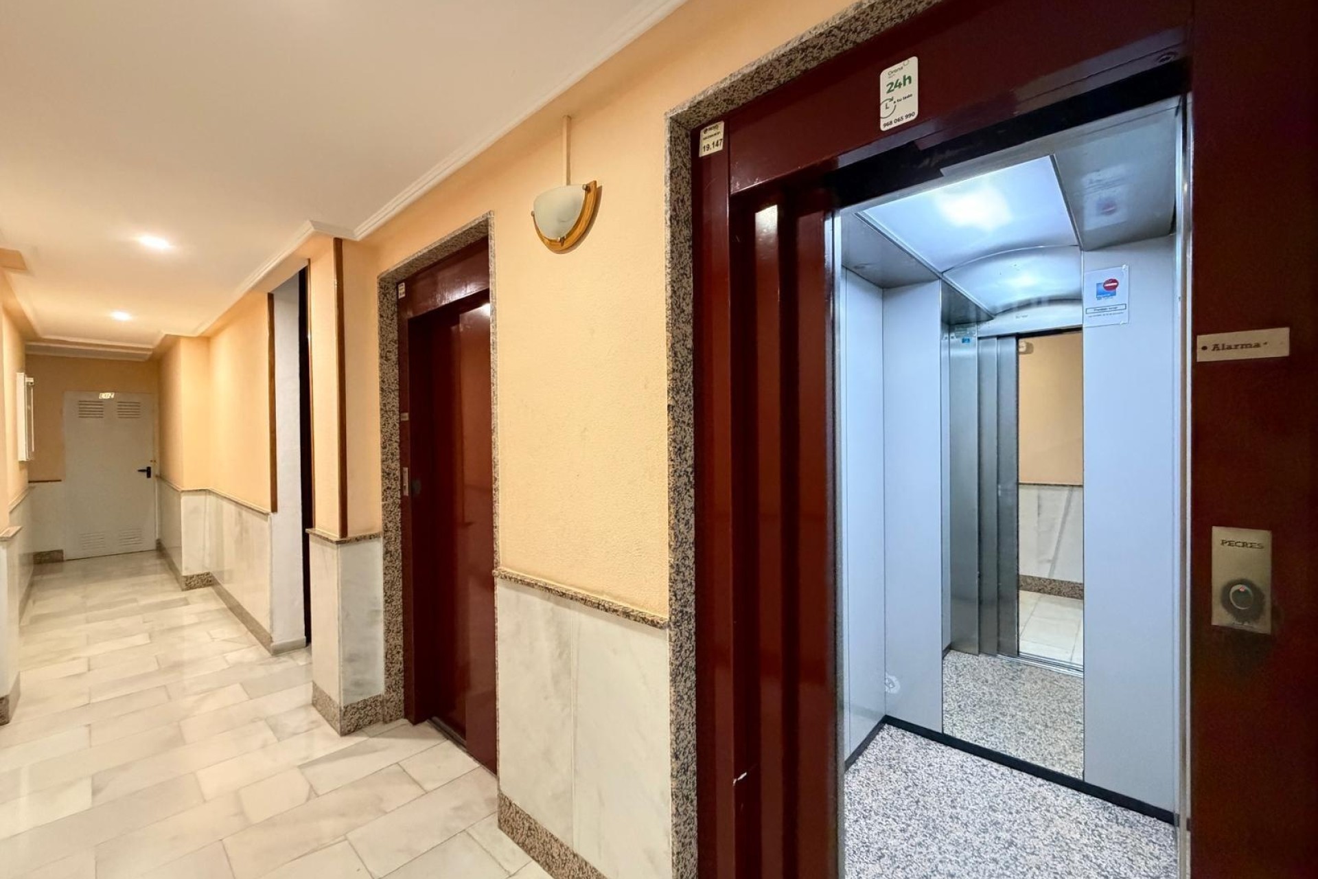 Venta - Apartamento / Piso -
Torrevieja - Playa del Cura