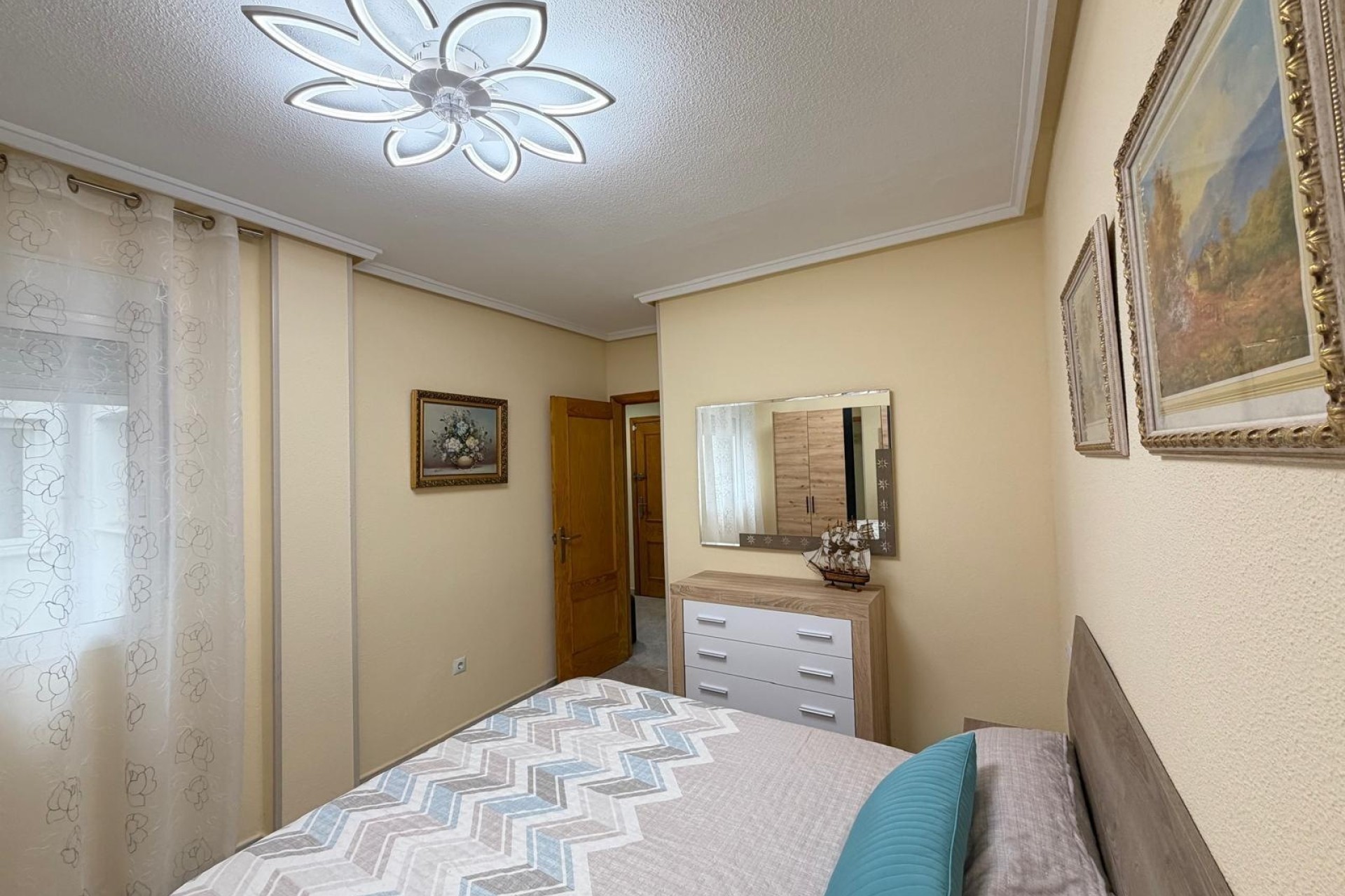 Venta - Apartamento / Piso -
Torrevieja - Playa del Cura