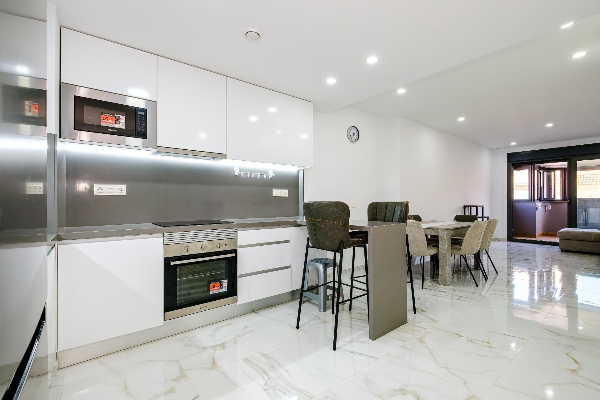 Venta - Apartamento / Piso -
Torrevieja - Playa del Cura