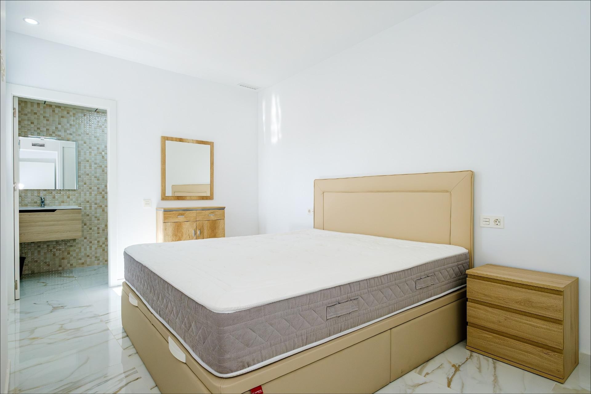 Venta - Apartamento / Piso -
Torrevieja - Playa del Cura