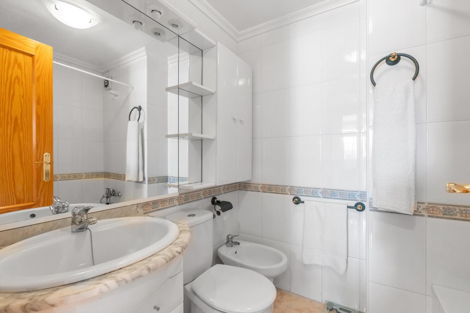 Venta - Apartamento / Piso -
Torrevieja - Playa del Cura