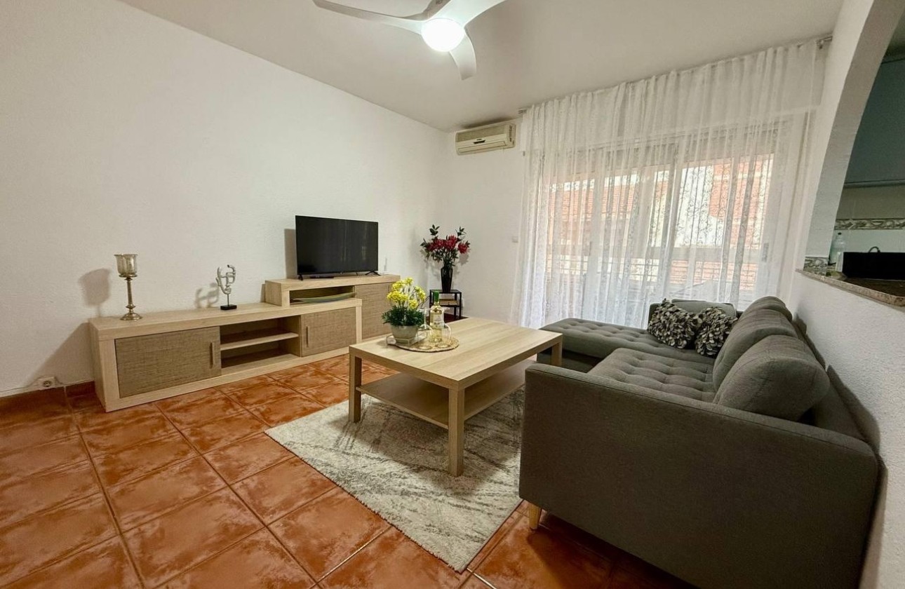 Venta - Apartamento / Piso -
Torrevieja - Playa del Cura