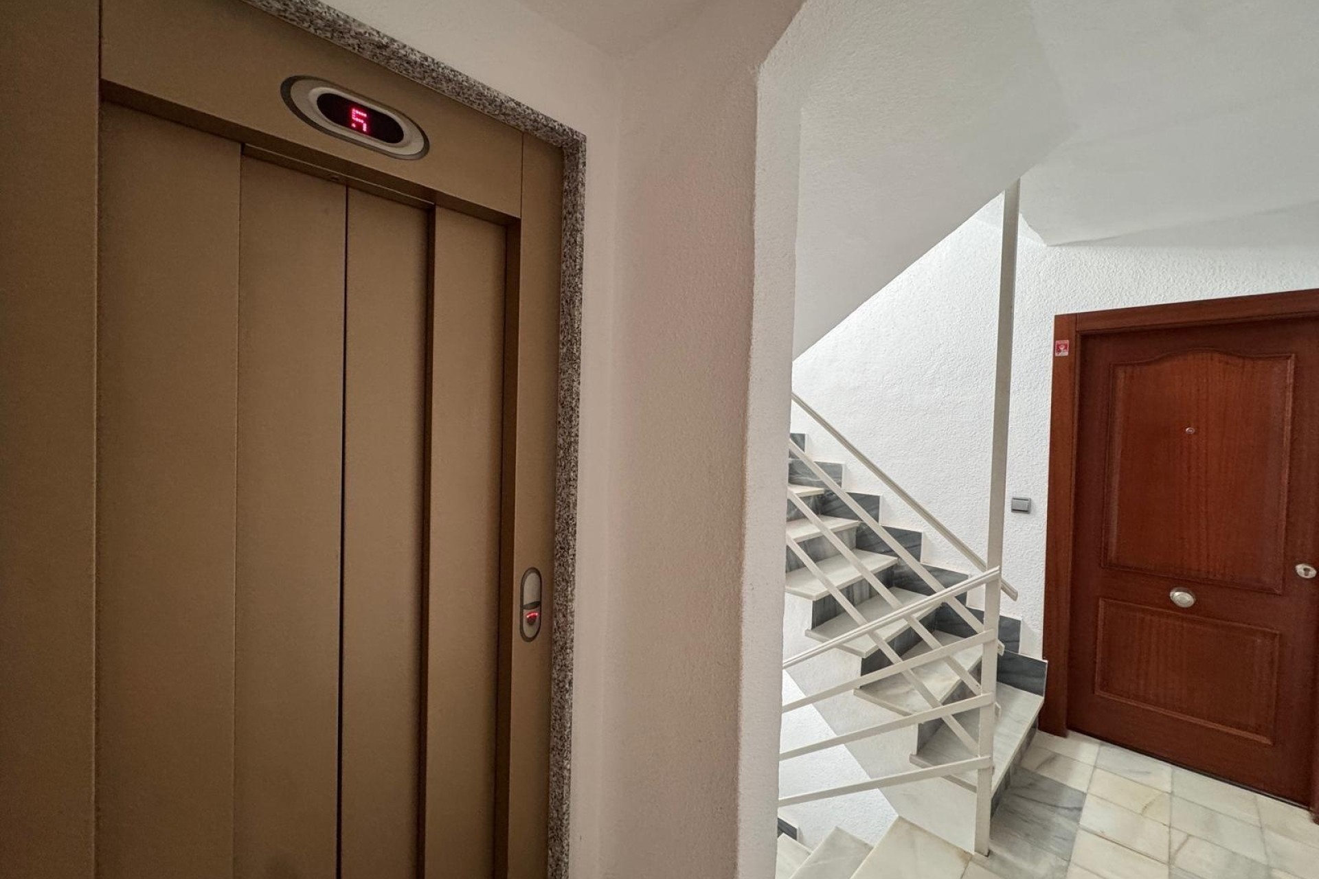 Venta - Apartamento / Piso -
Torrevieja - Playa del Cura