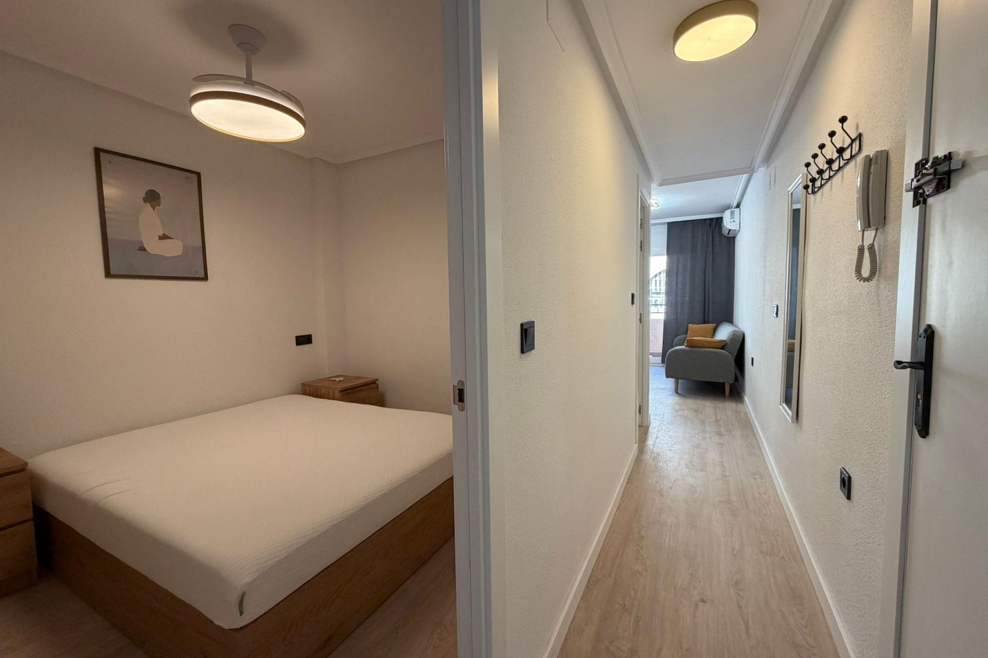 Venta - Apartamento / Piso -
Torrevieja - Playa del Cura