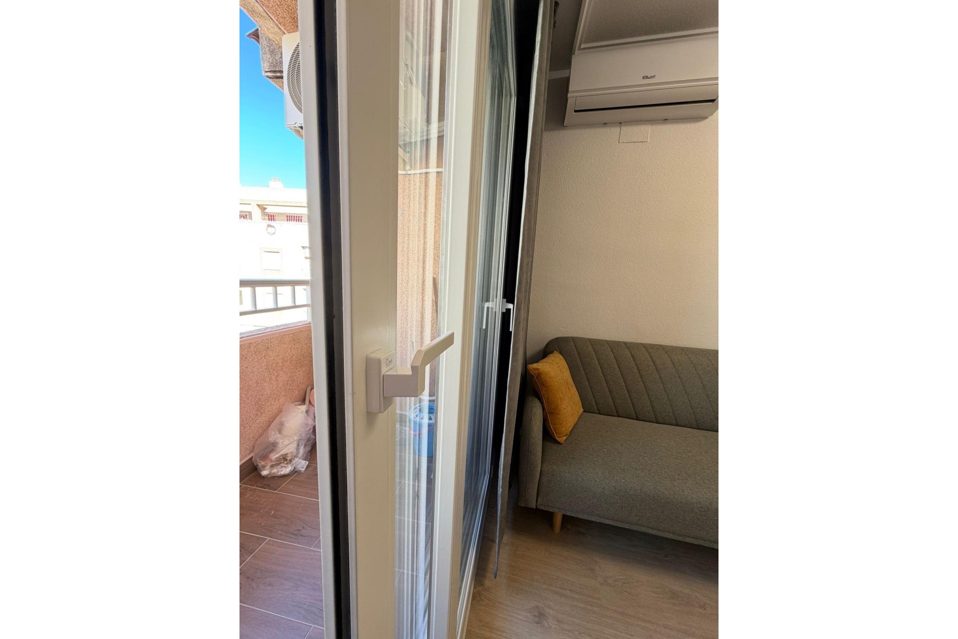 Venta - Apartamento / Piso -
Torrevieja - Playa del Cura