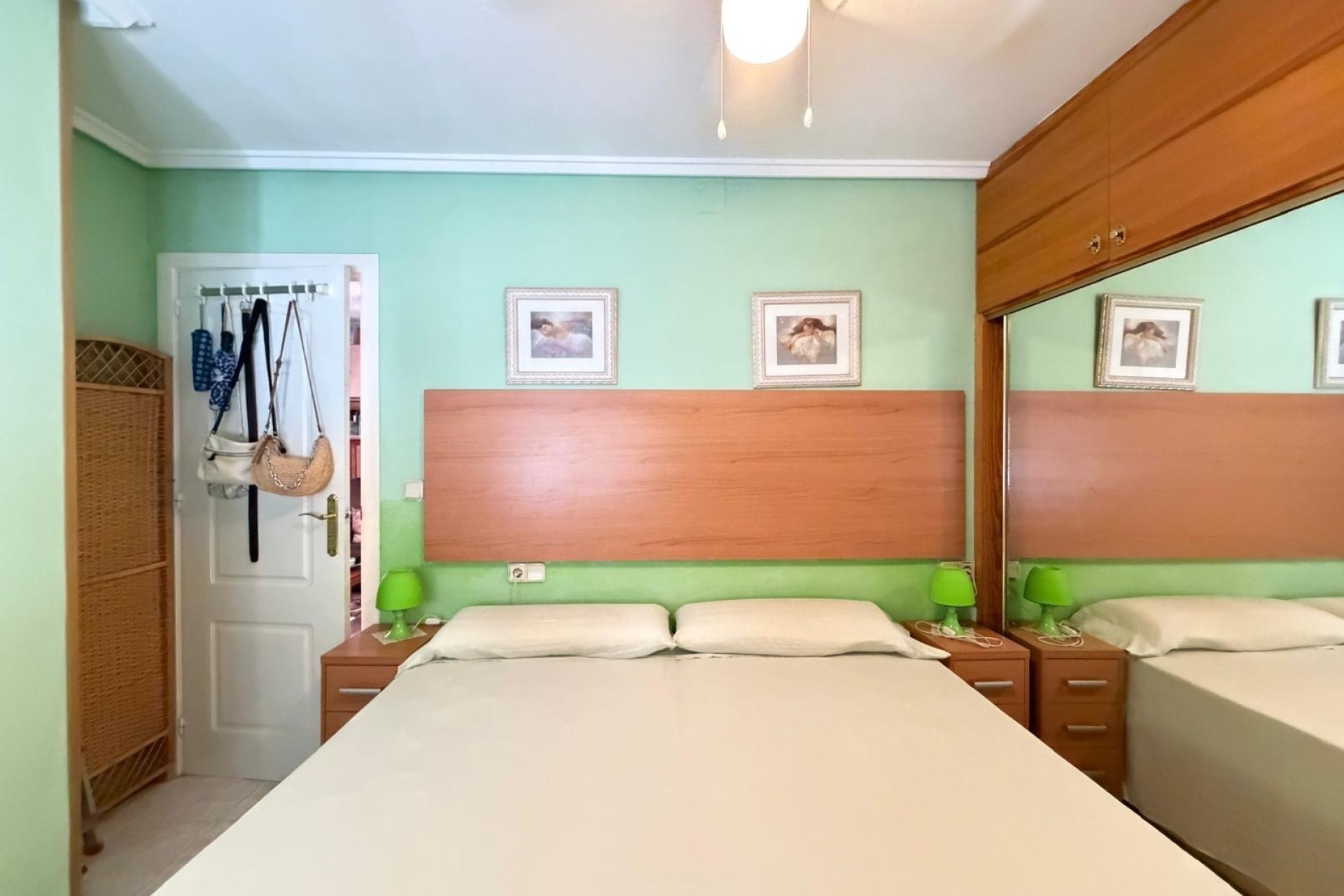 Venta - Apartamento / Piso -
Torrevieja - Playa del Cura