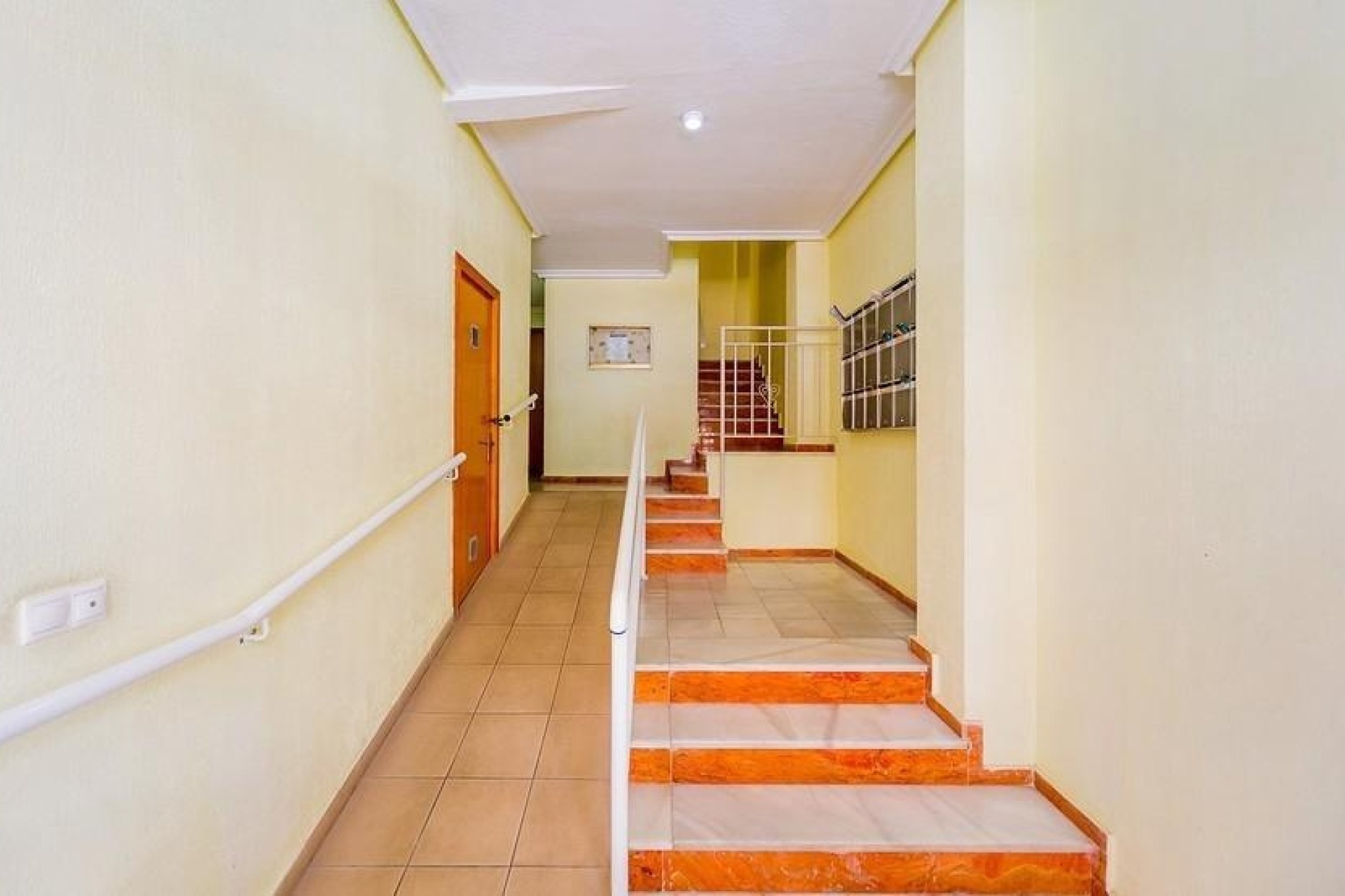 Venta - Apartamento / Piso -
Torrevieja - Playa del Cura