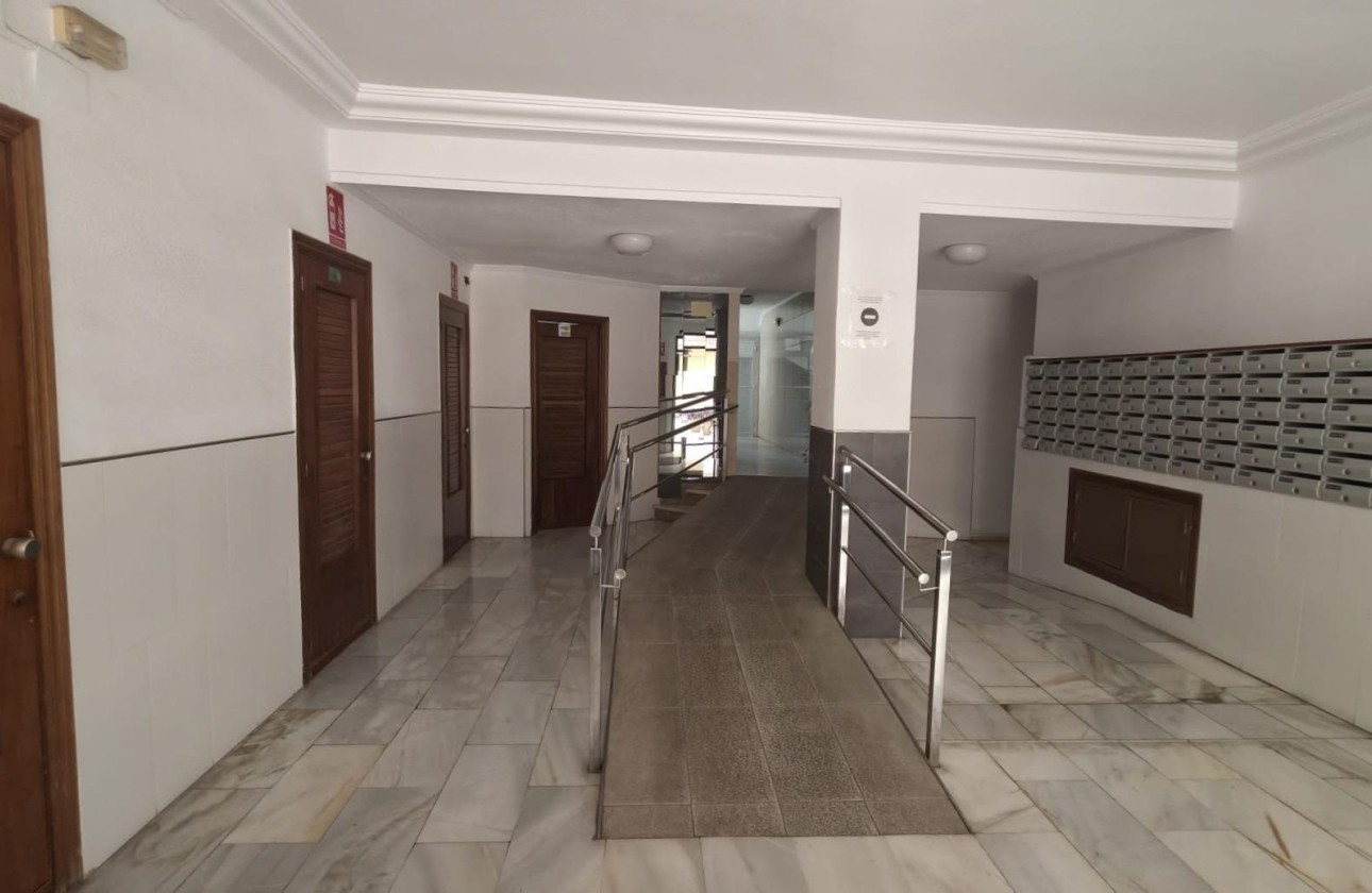 Venta - Apartamento / Piso -
Torrevieja - Playa del Cura