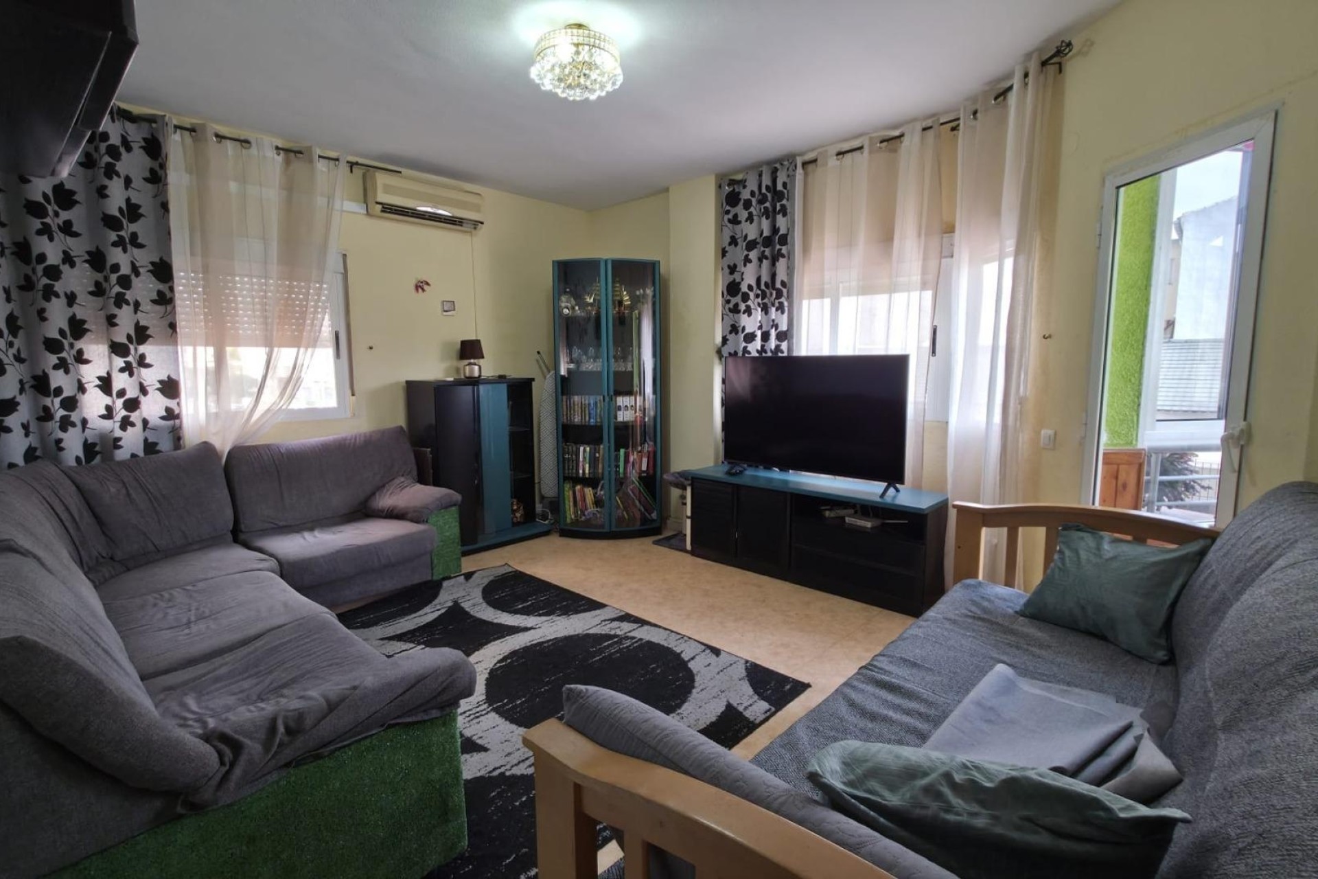 Venta - Apartamento / Piso -
Torrevieja - Playa del Cura