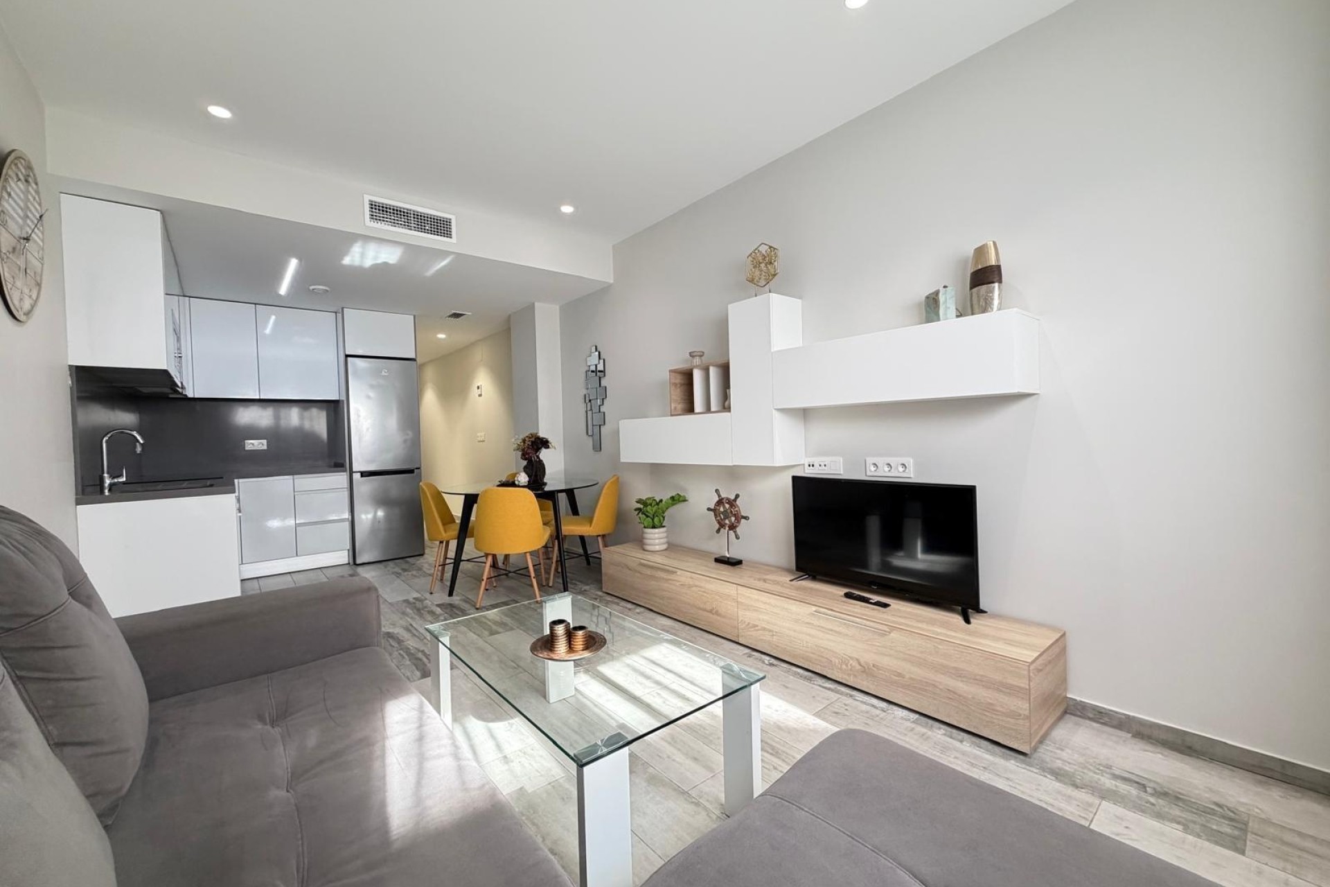 Venta - Apartamento / Piso -
Torrevieja - Playa del Cura