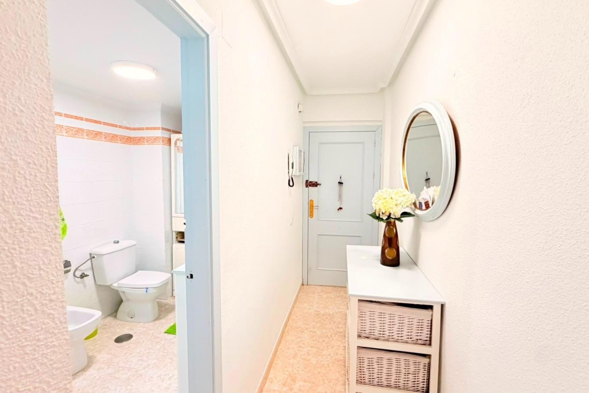 Venta - Apartamento / Piso -
Torrevieja - Playa del Cura