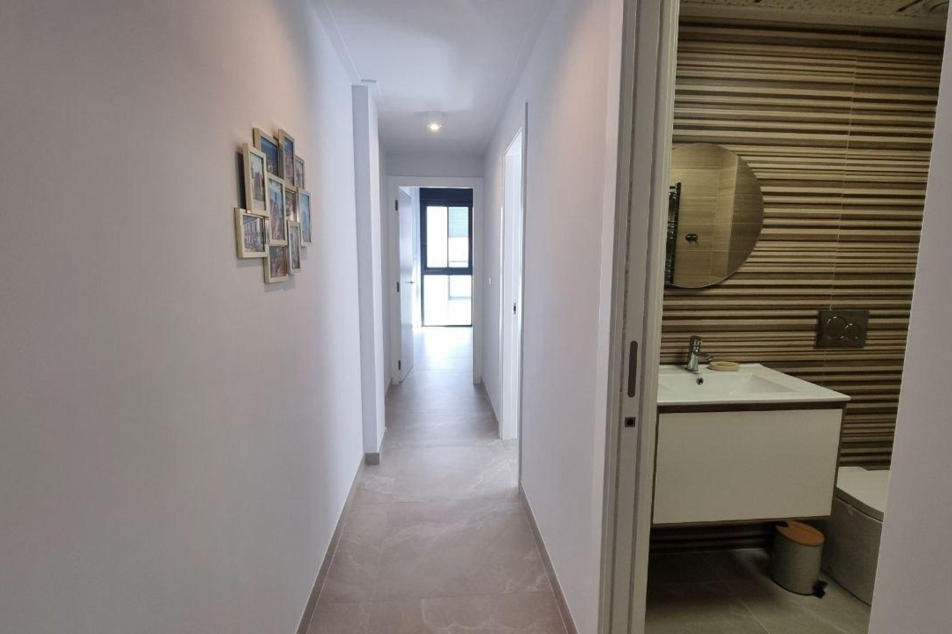 Venta - Apartamento / Piso -
Torrevieja - Playa del Cura