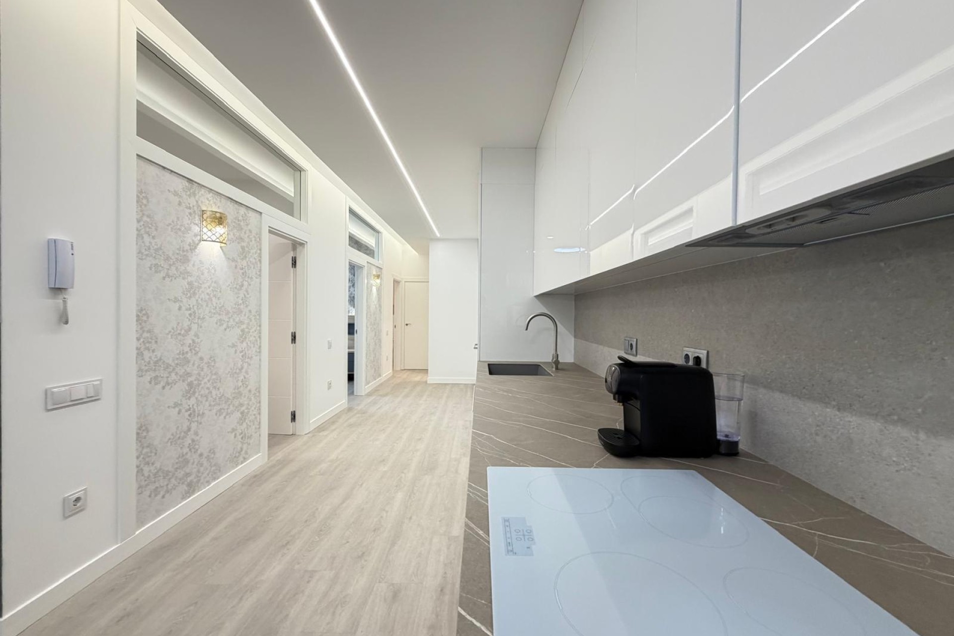 Venta - Apartamento / Piso -
Torrevieja - Playa del Cura
