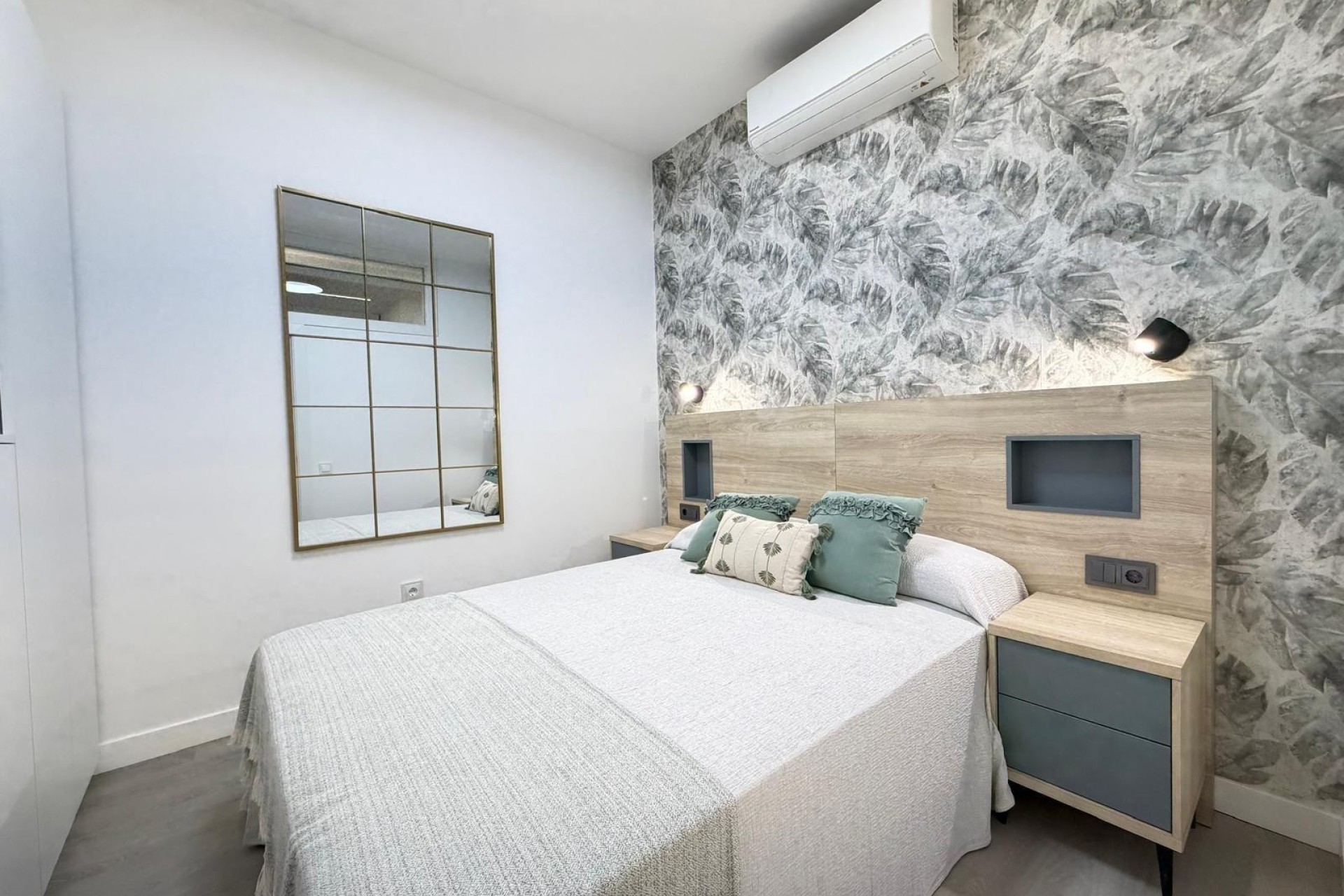 Venta - Apartamento / Piso -
Torrevieja - Playa del Cura