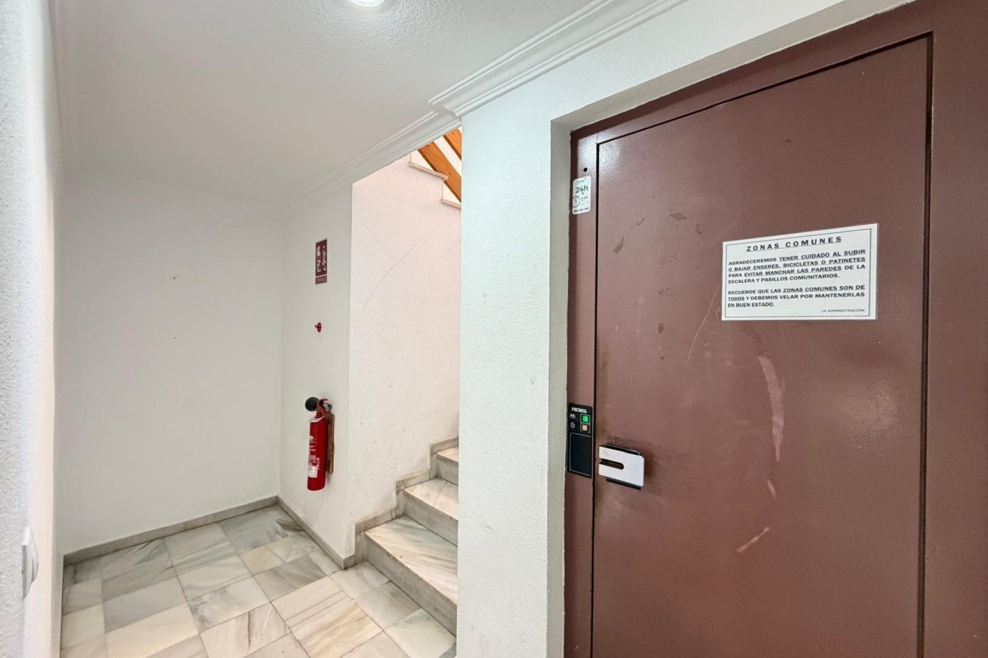 Venta - Apartamento / Piso -
Torrevieja - Playa del Cura