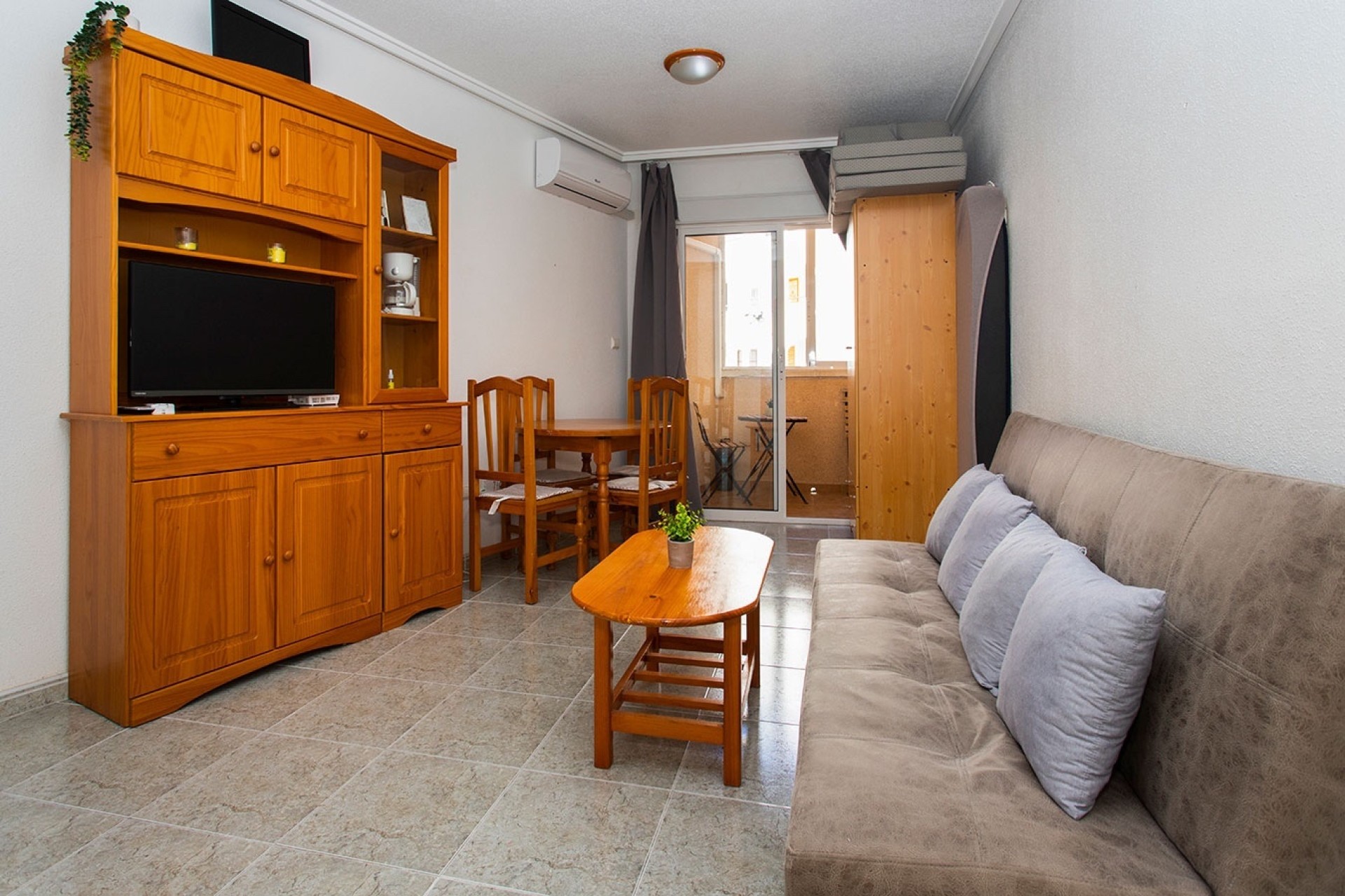 Venta - Apartamento / Piso -
Torrevieja - Playa Los Locos