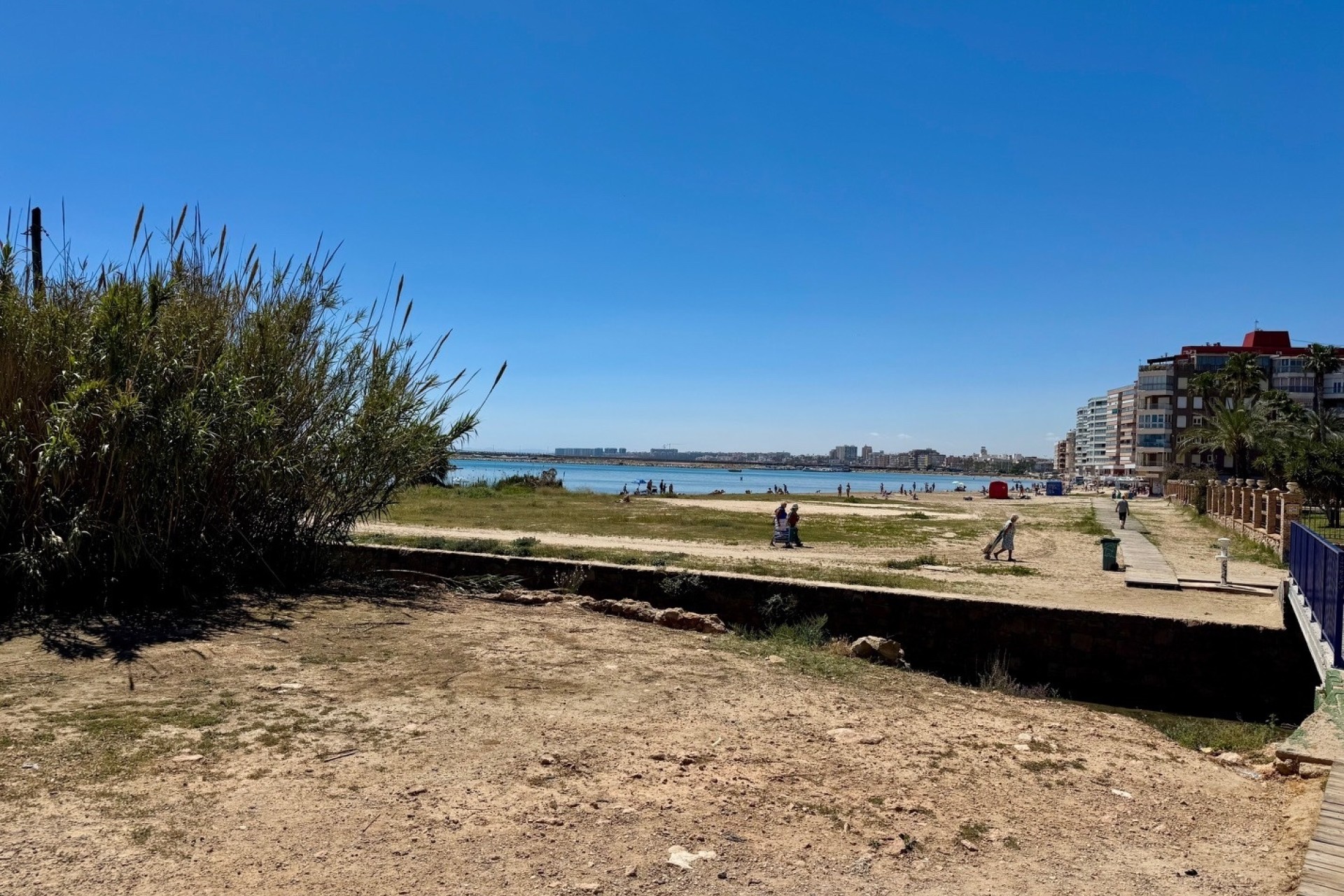 Venta - Apartamento / Piso -
Torrevieja - Puerto Deportivo