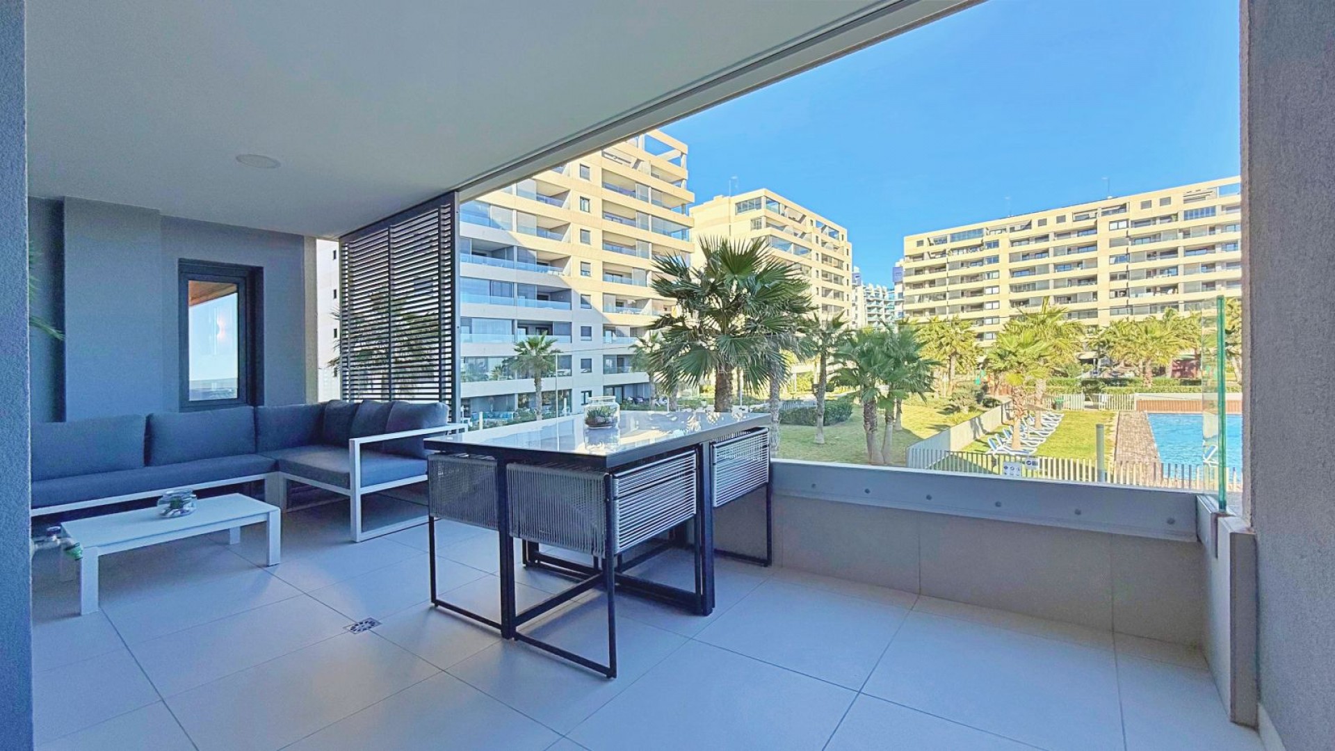 Venta - Apartamento piso -
Torrevieja - Punta Prima