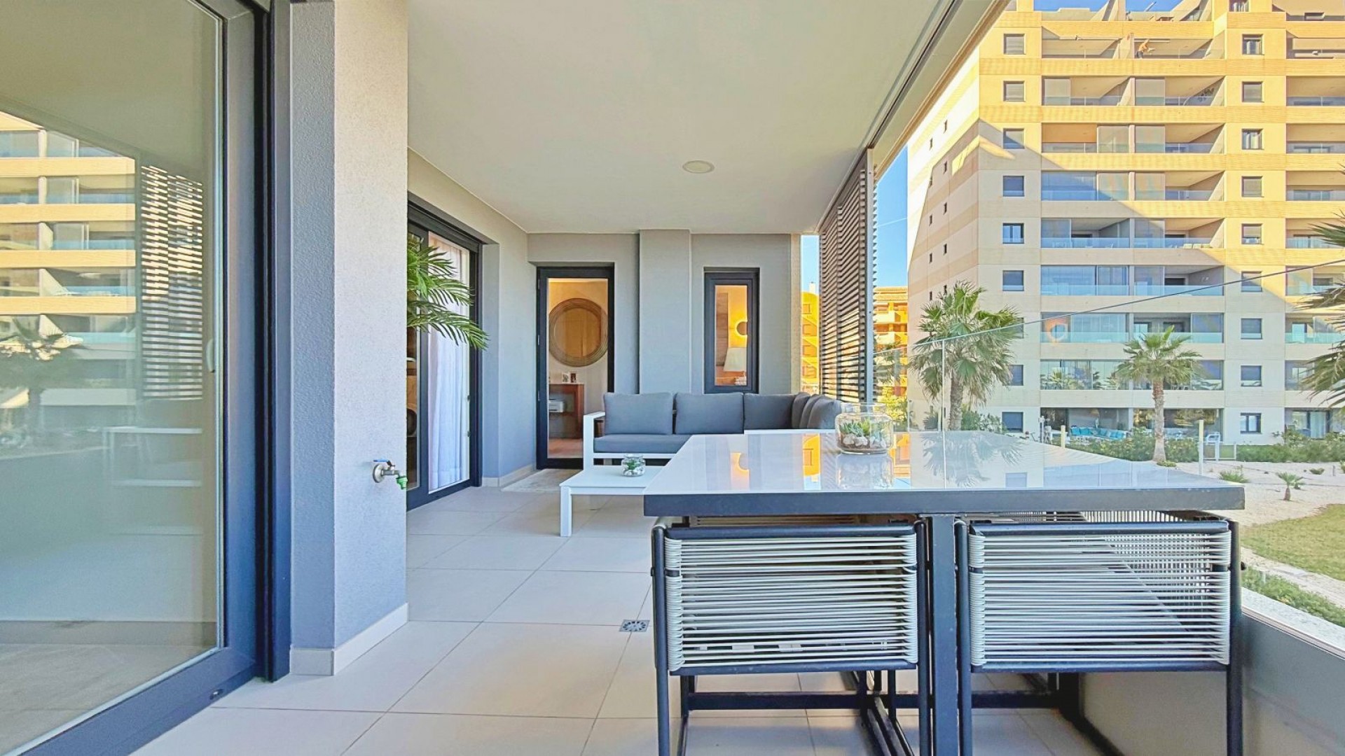 Venta - Apartamento piso -
Torrevieja - Punta Prima