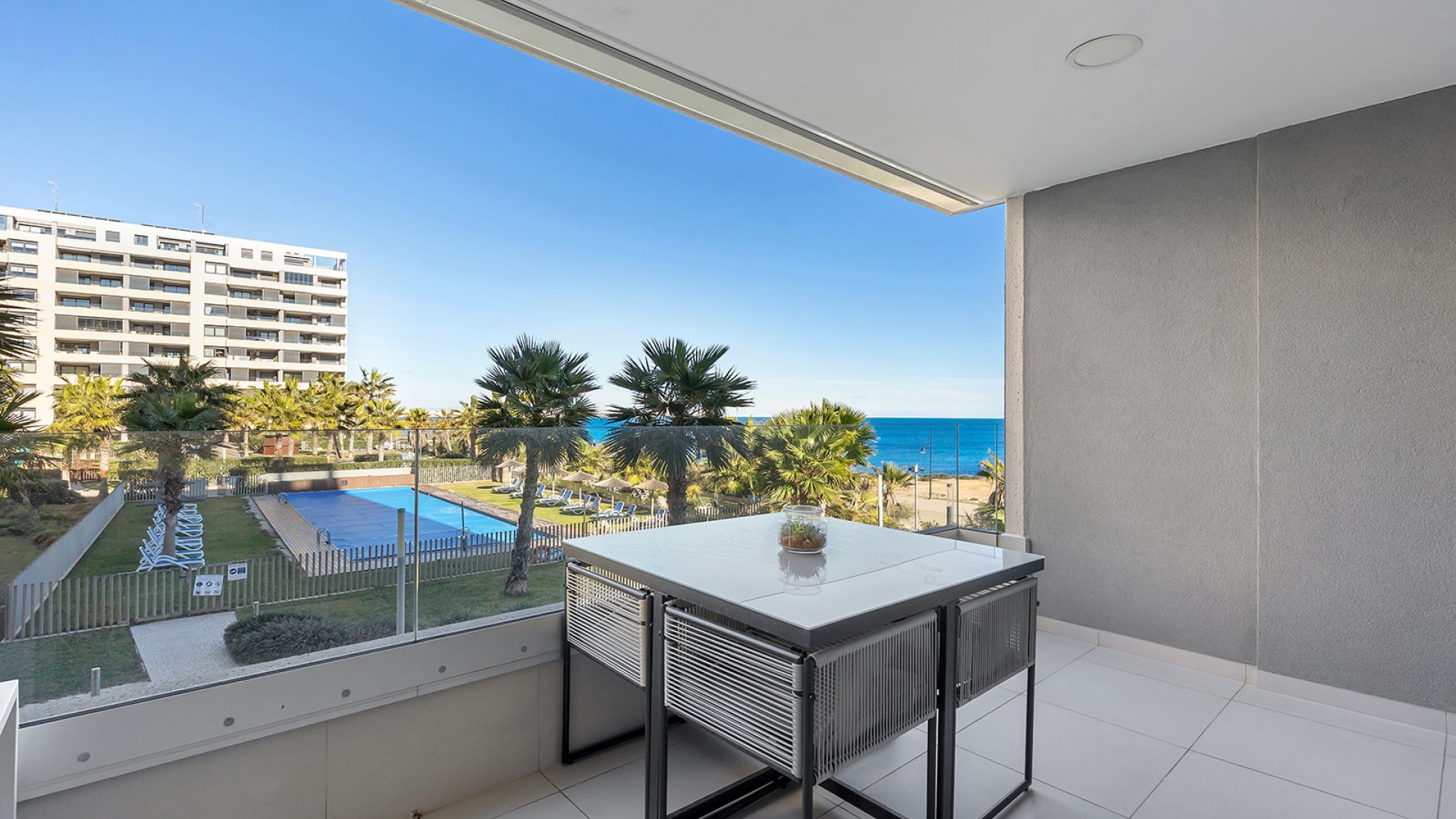 Venta - Apartamento piso -
Torrevieja - Punta Prima