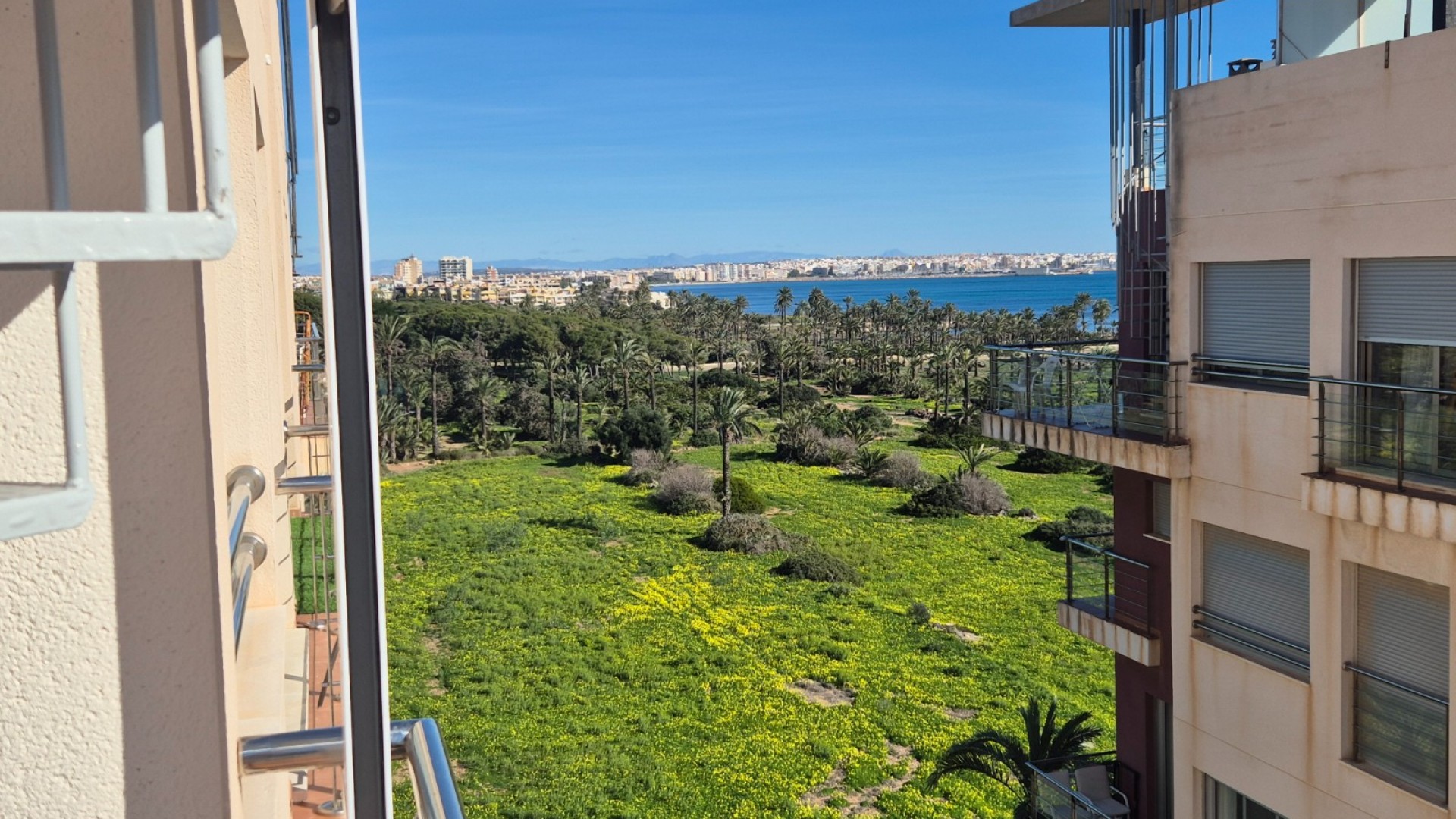 Venta - Apartamento piso -
Torrevieja - Punta Prima