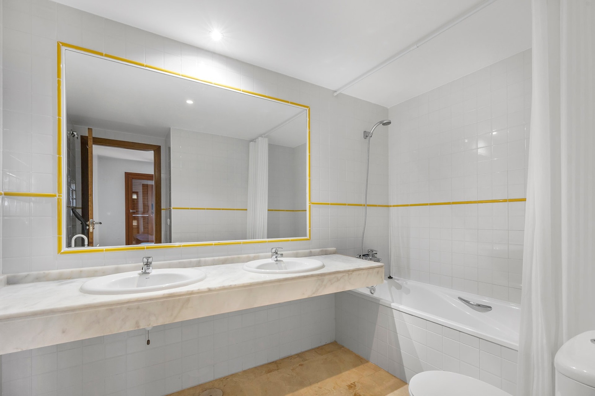 Venta - Apartamento / Piso -
Torrevieja - Punta Prima