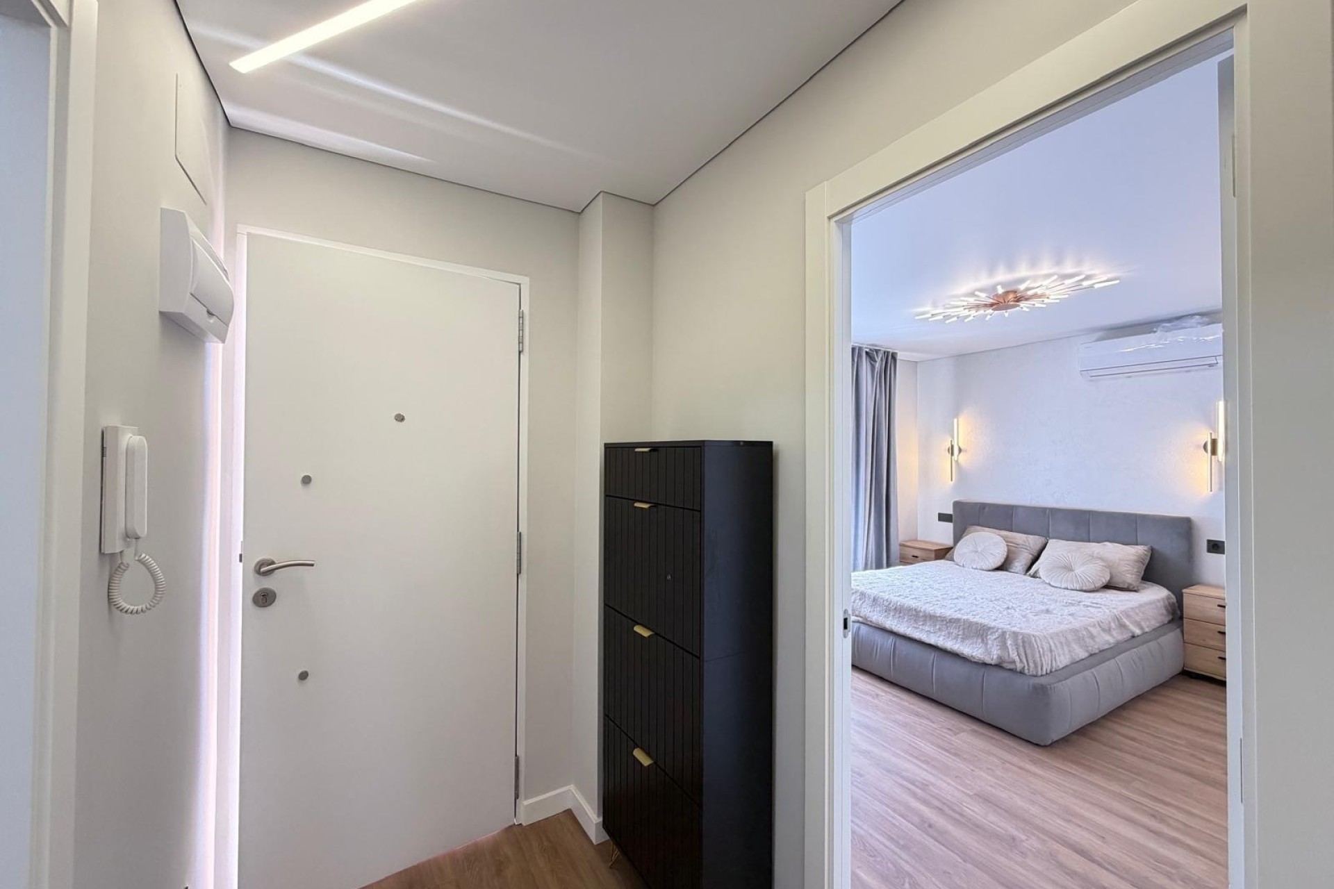 Venta - Apartamento / Piso -
Torrevieja - Punta Prima