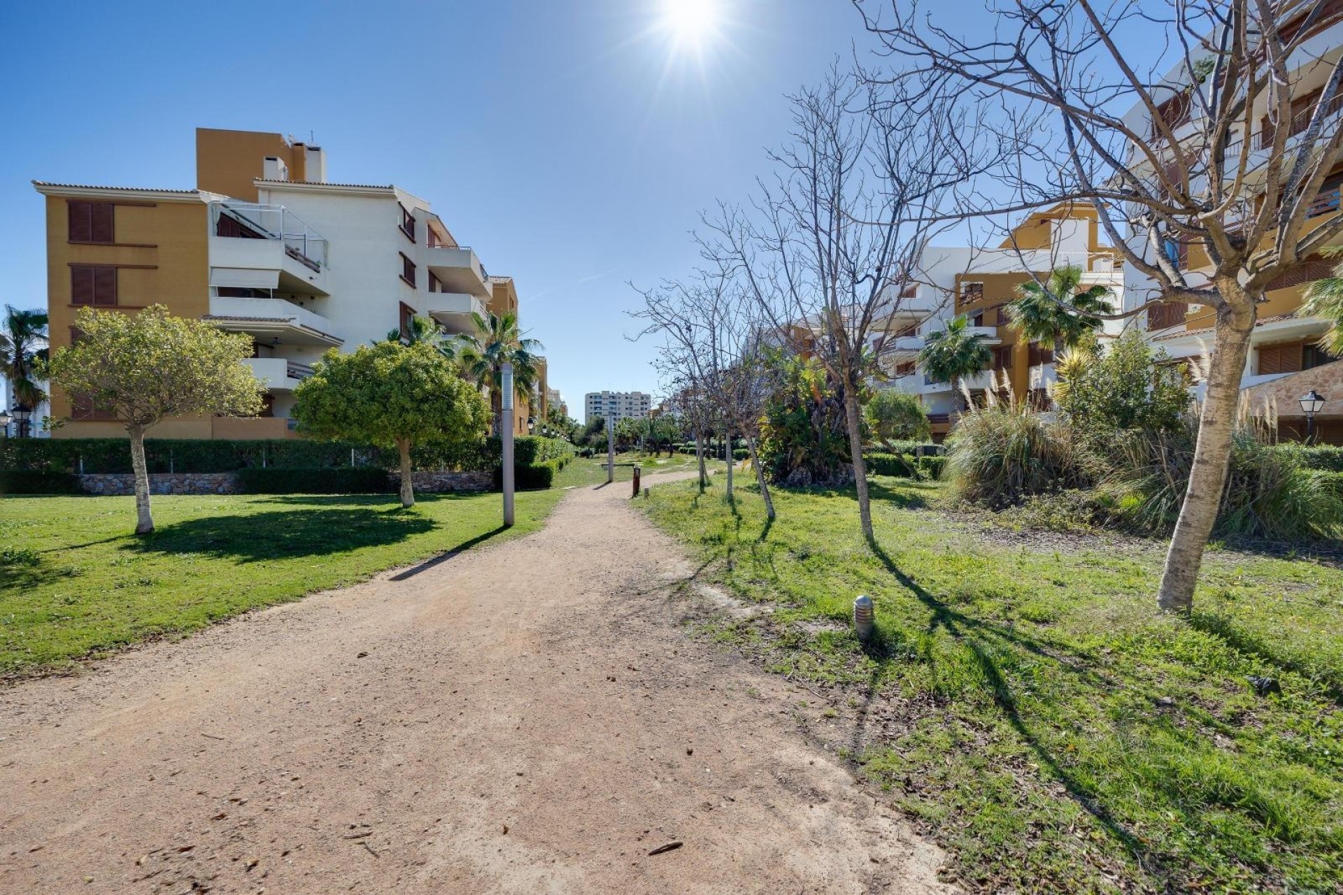 Venta - Apartamento / Piso -
Torrevieja - Punta Prima