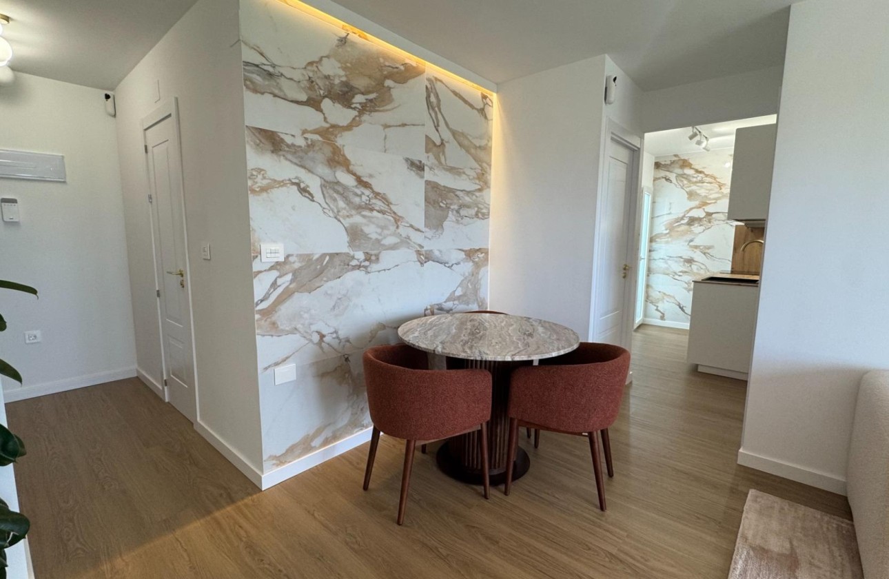 Venta - Apartamento / Piso -
Torrevieja - Punta Prima