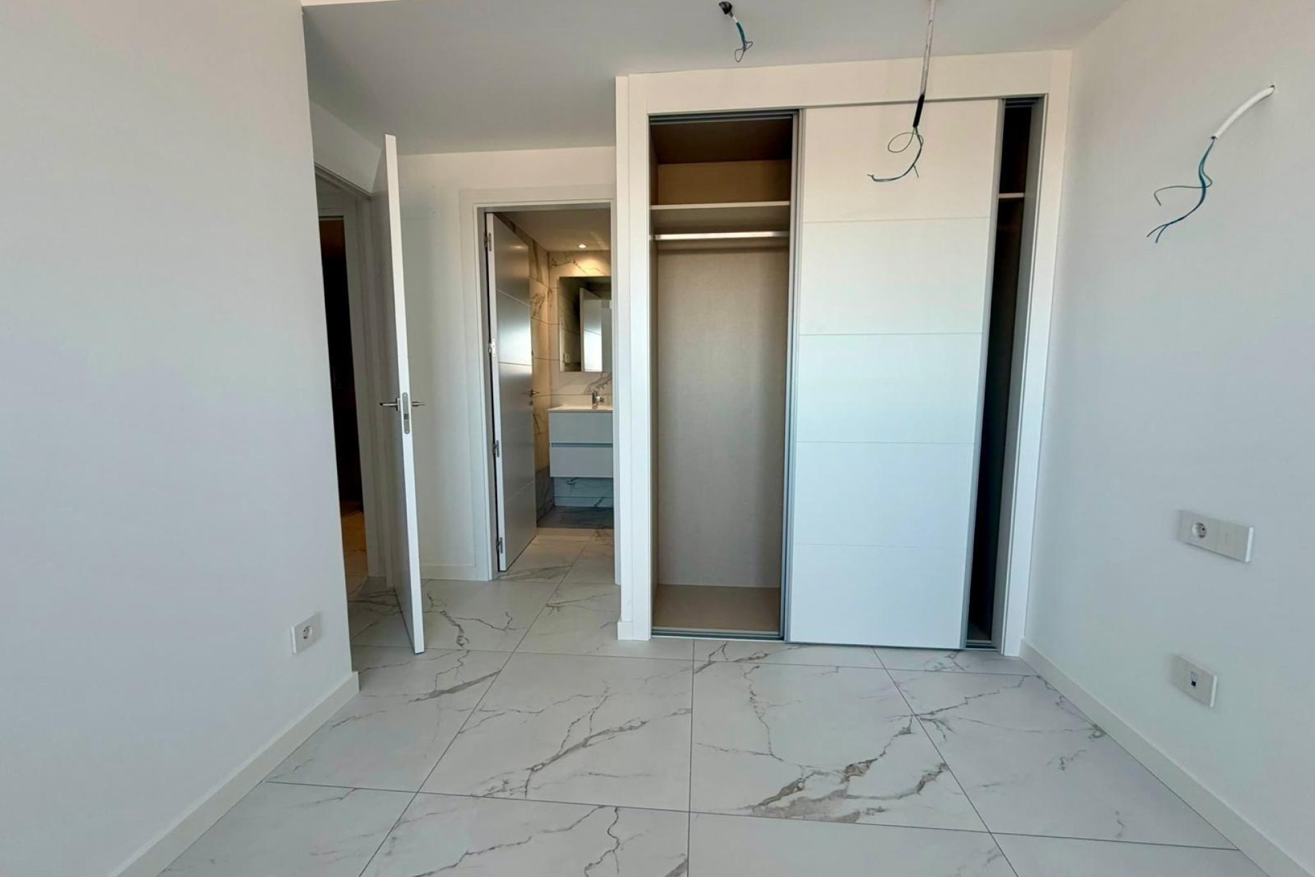 Venta - Apartamento / Piso -
Torrevieja - Punta Prima