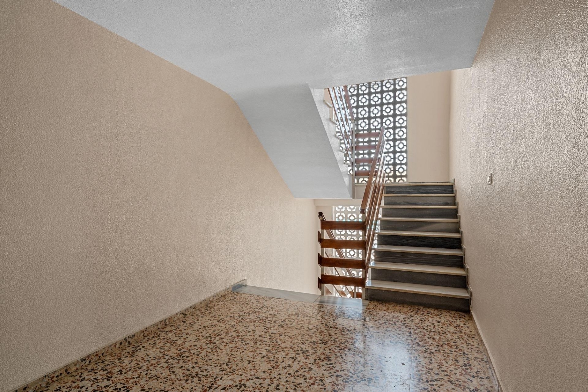 Venta - Apartamento / Piso -
Torrevieja - Punta Prima