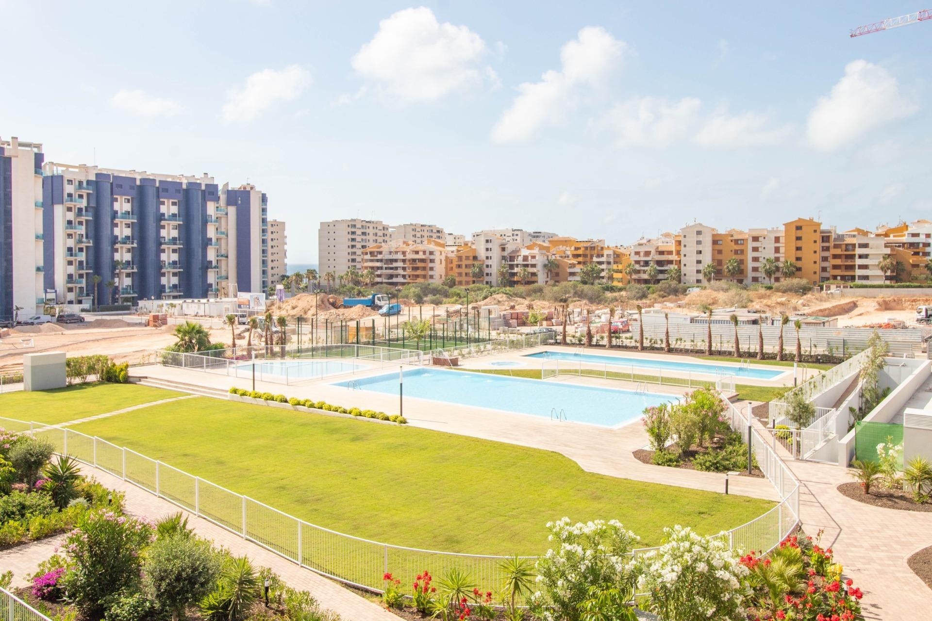 Venta - Apartamento / Piso -
Torrevieja - Punta Prima