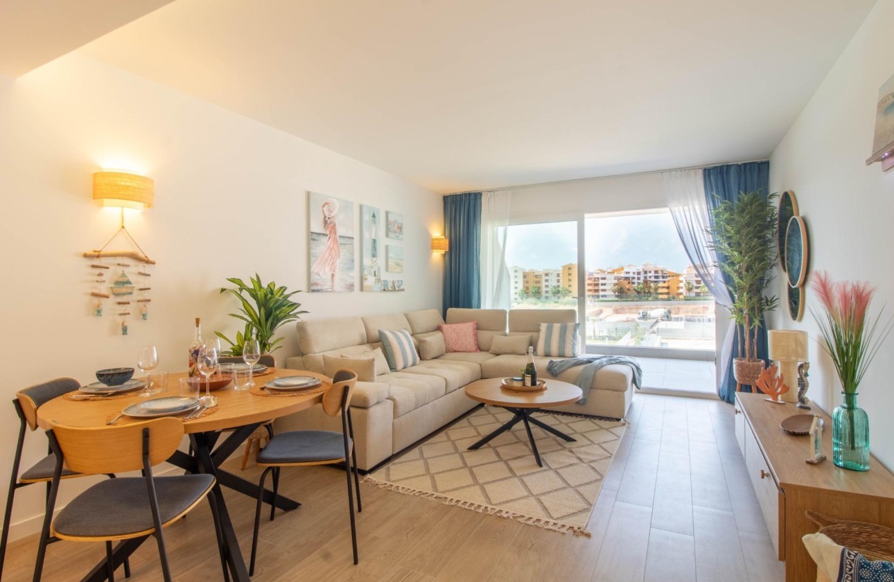 Venta - Apartamento / Piso -
Torrevieja - Punta Prima